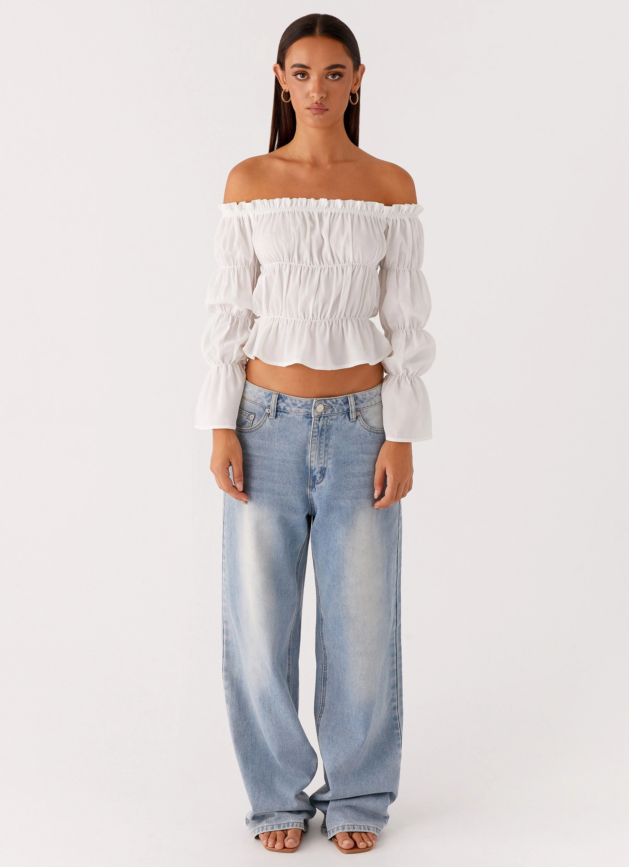 Minimalist Trimmings Heat Transfer Logo Application Imara Ruched Long Sleeve Top - Ivory