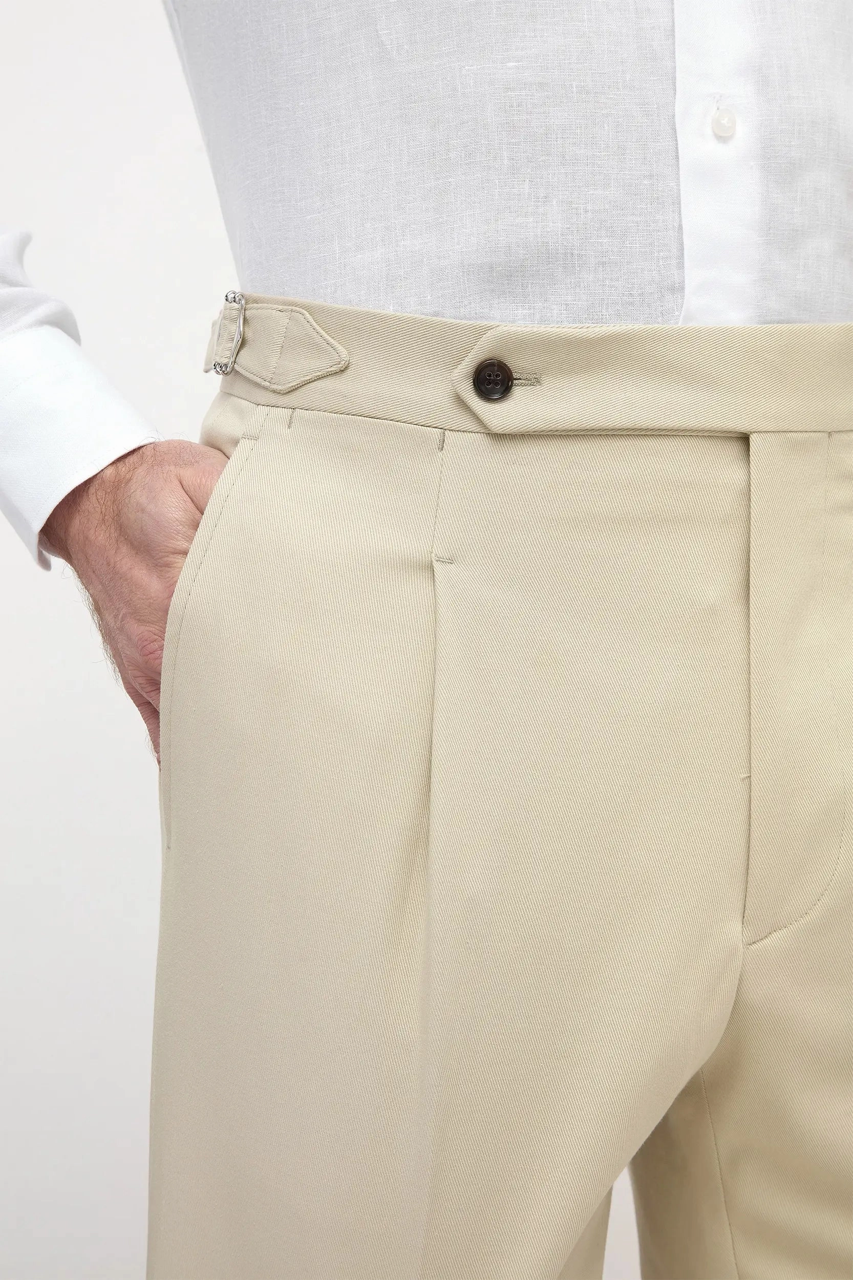 Frictionless Movement Beige cotton shorts - Made in Italy
