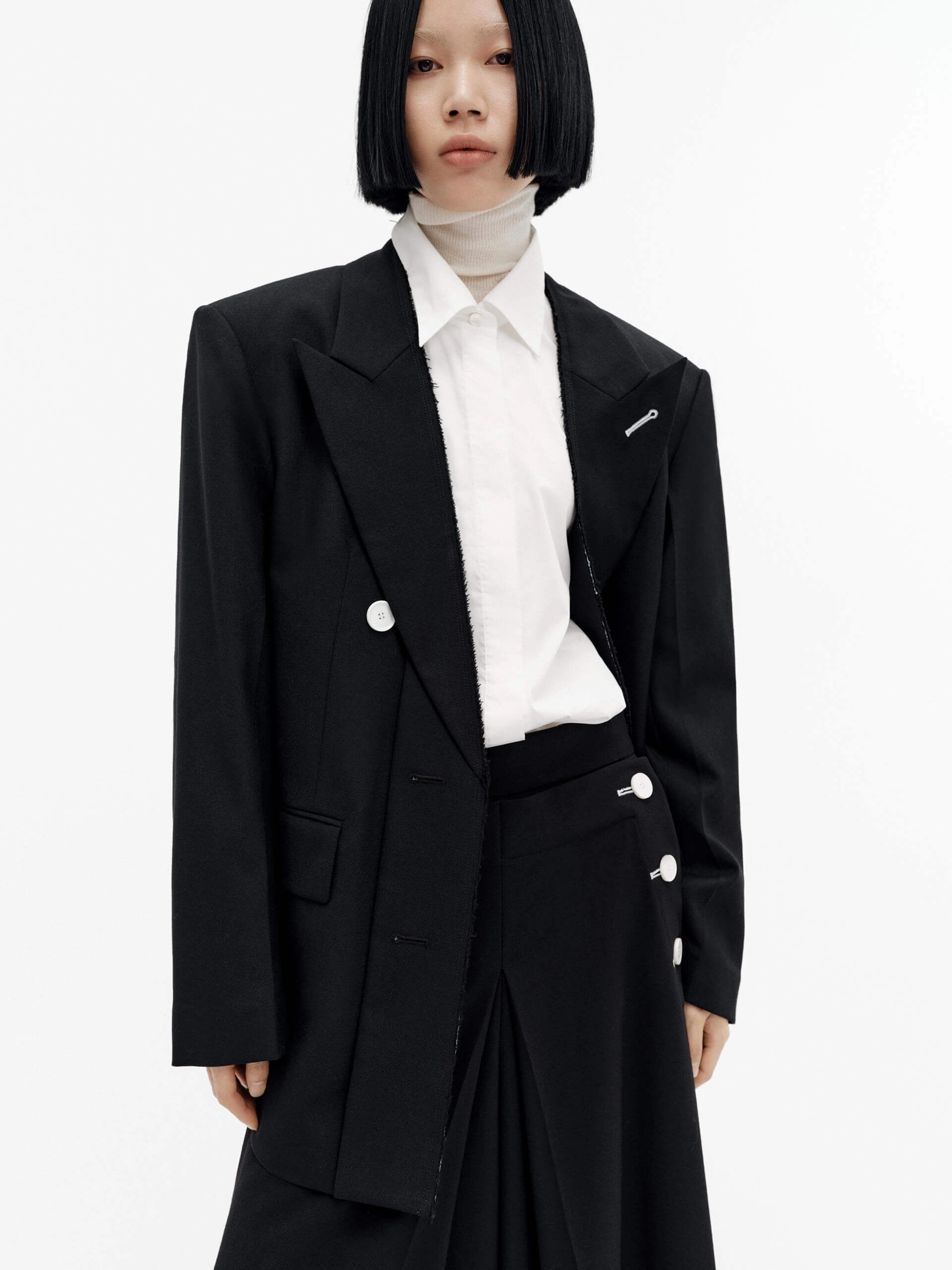 Climate Responsive Textile Layered Wind Barrier Contrast Button Wool Blazer