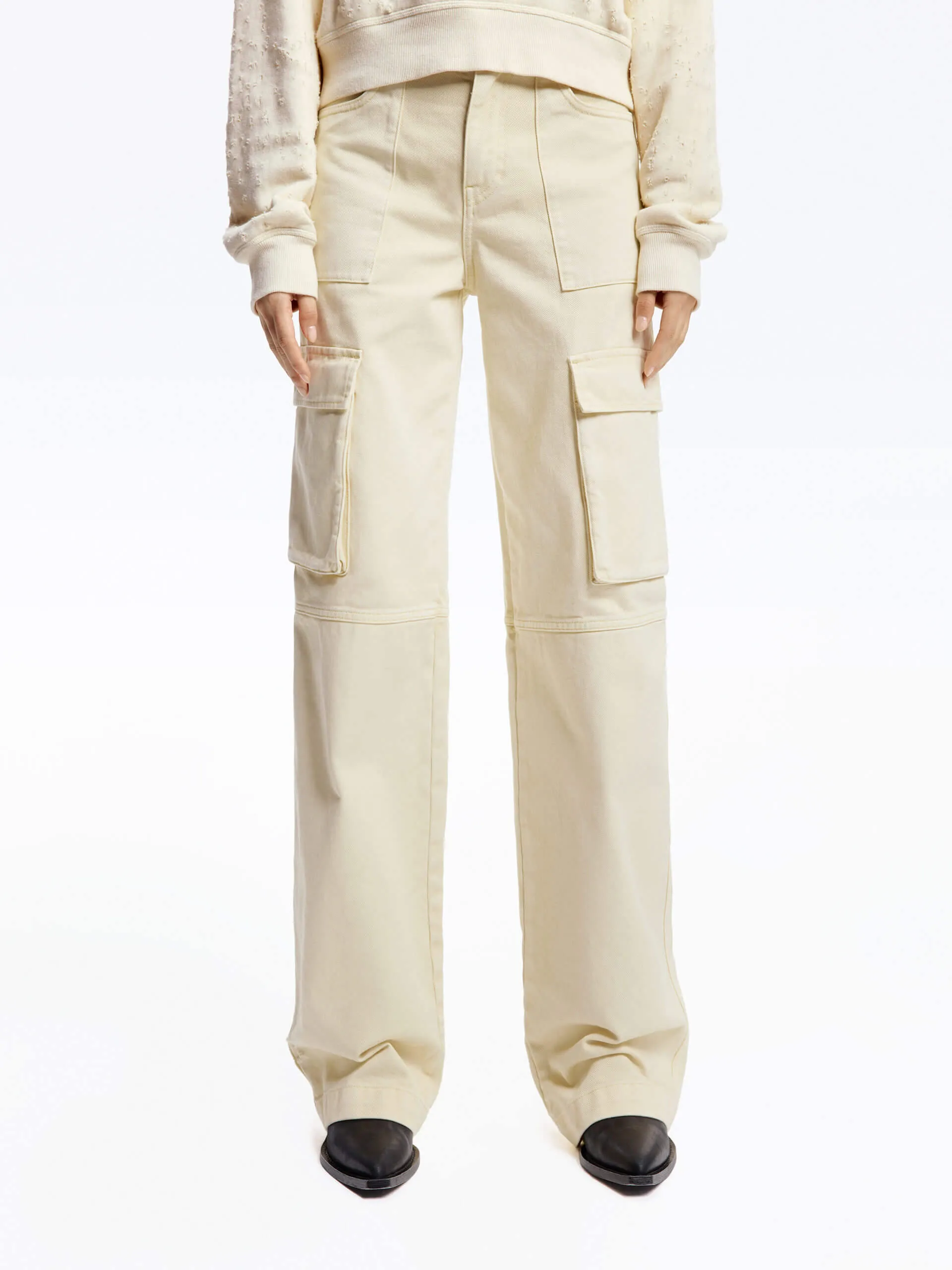 Sleek Option Cargo Pocket Straight Jeans