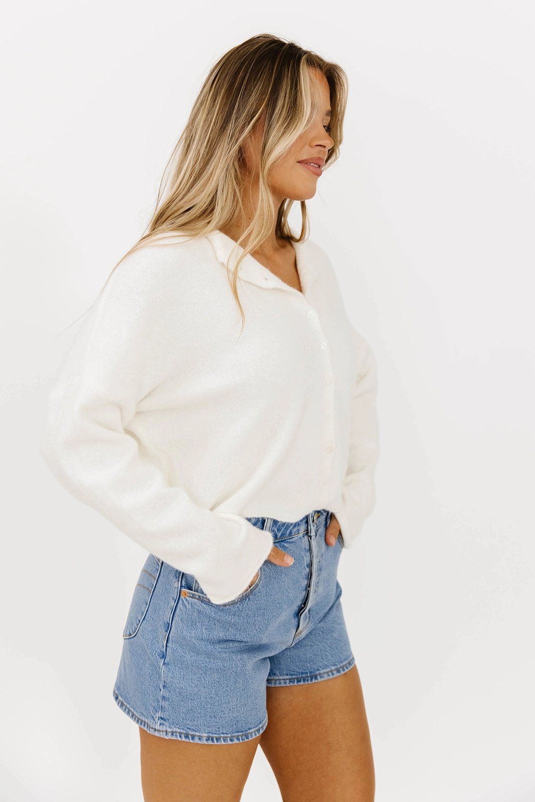 Piper Cardigan in Snow Chilly Season Breathable knit