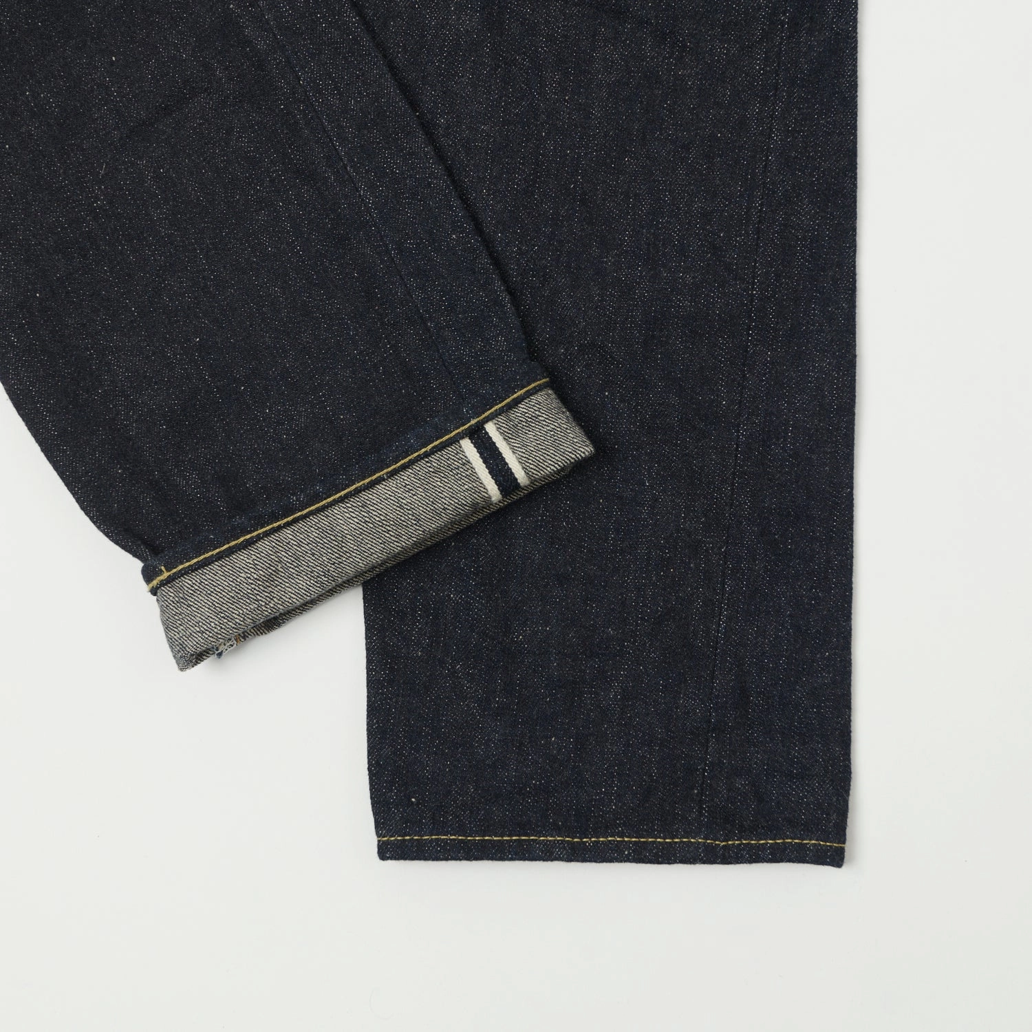 Stay Stylish Seamless Waistband Finish ONI Denim 622RC 16oz Natural Indigo Red Caliper Regular Tapered Jean - One Wash