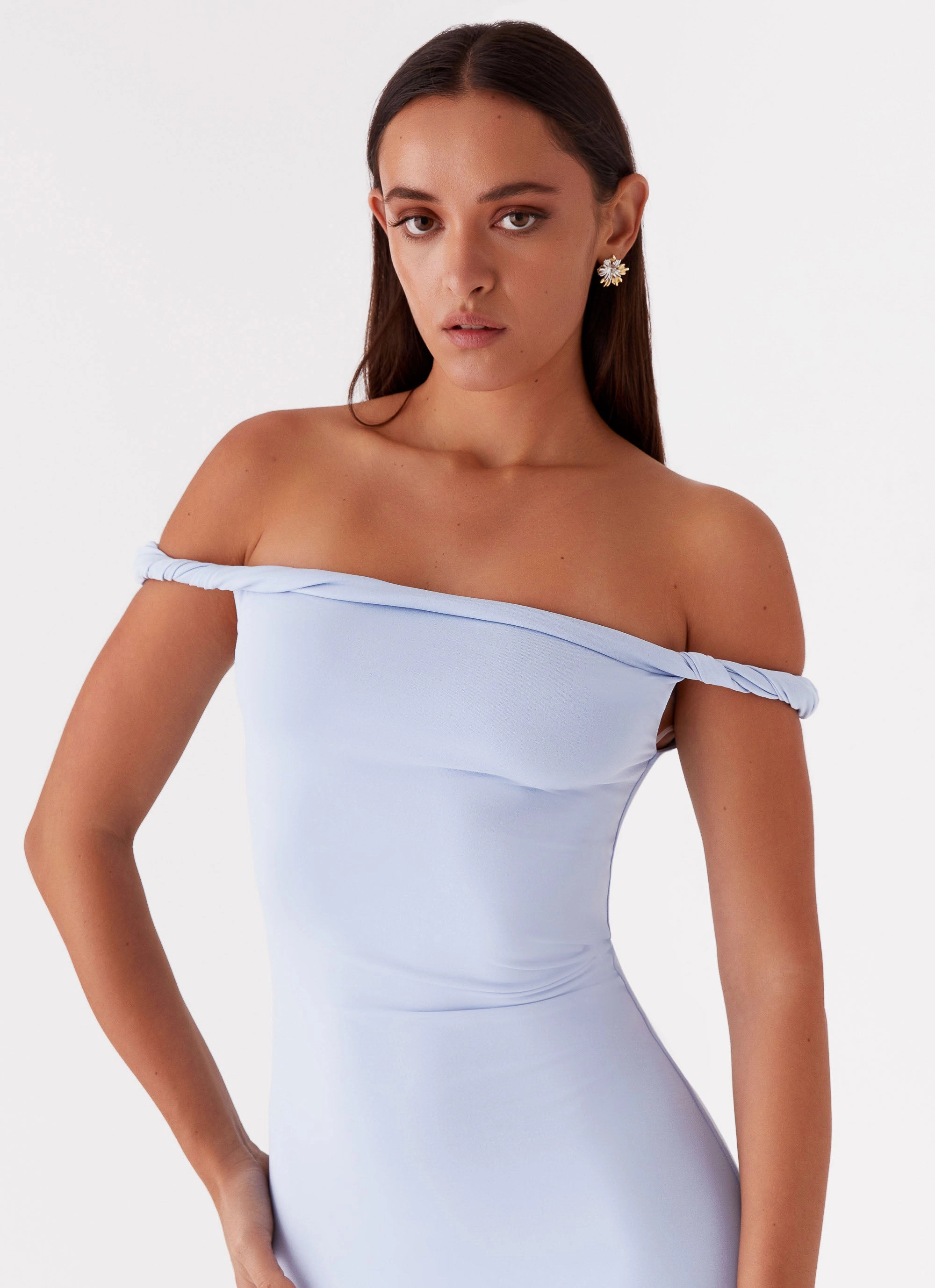 Drape Wave Vibrant fit Arabella Twist Shoulder Maxi Dress - Blue