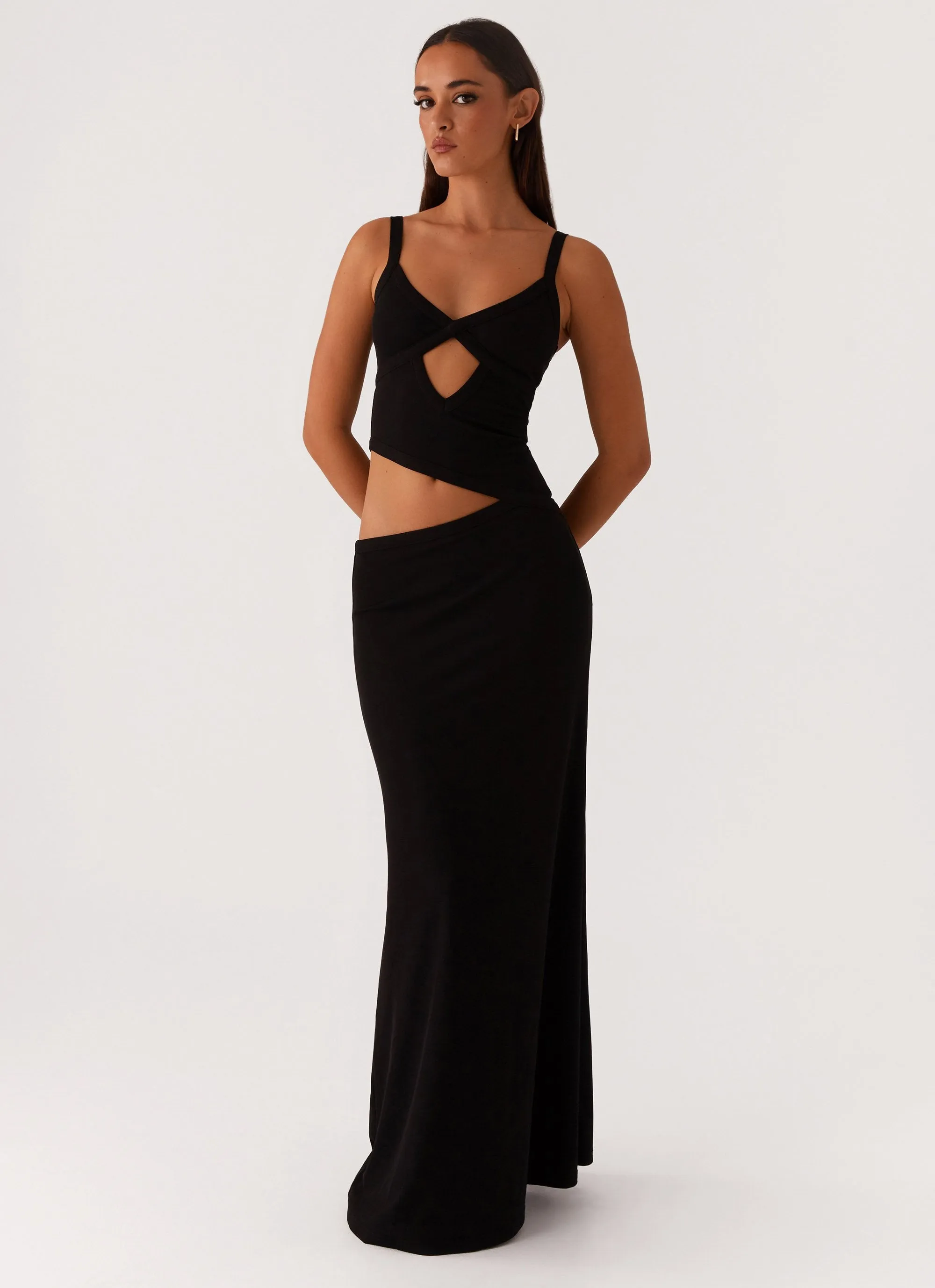 Flawless Waistband Fit Jocelyn Maxi Dress - Black