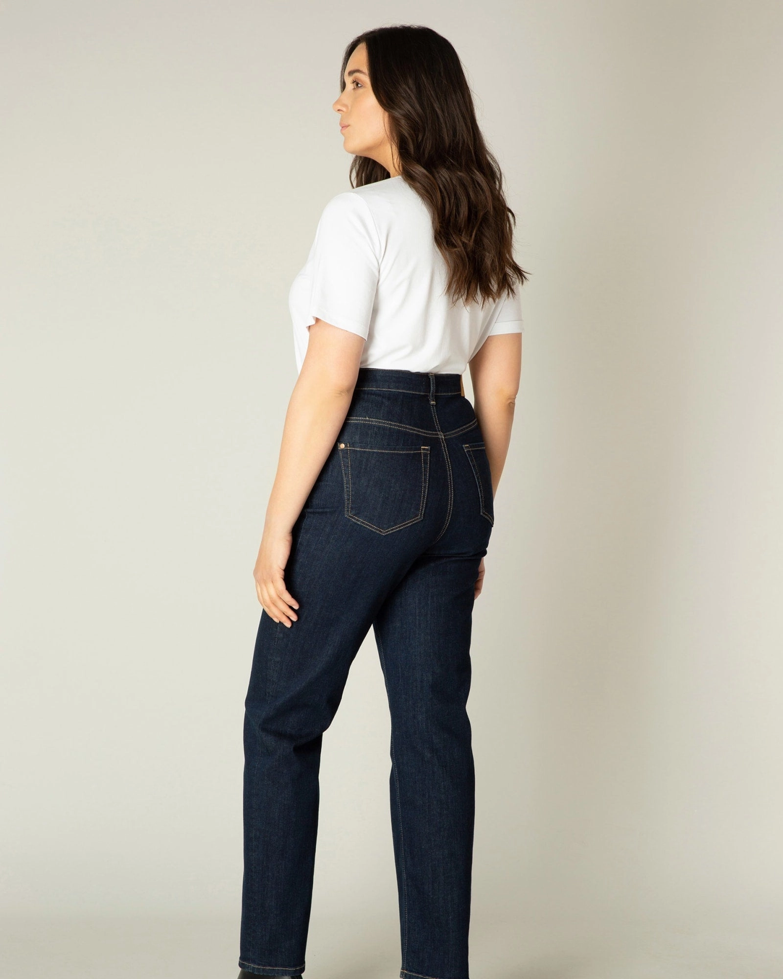 Outfit Routine Ayda | Dark Blue Denim