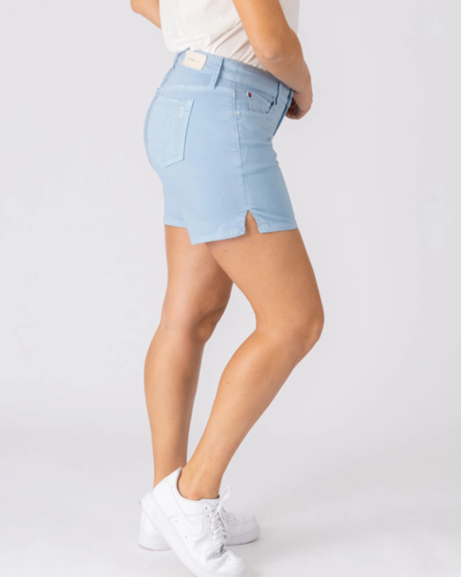 Fashion Lover Outdoor Enthusiast High Durability Thread Baylee Side Vent Shorts | CERULEAN