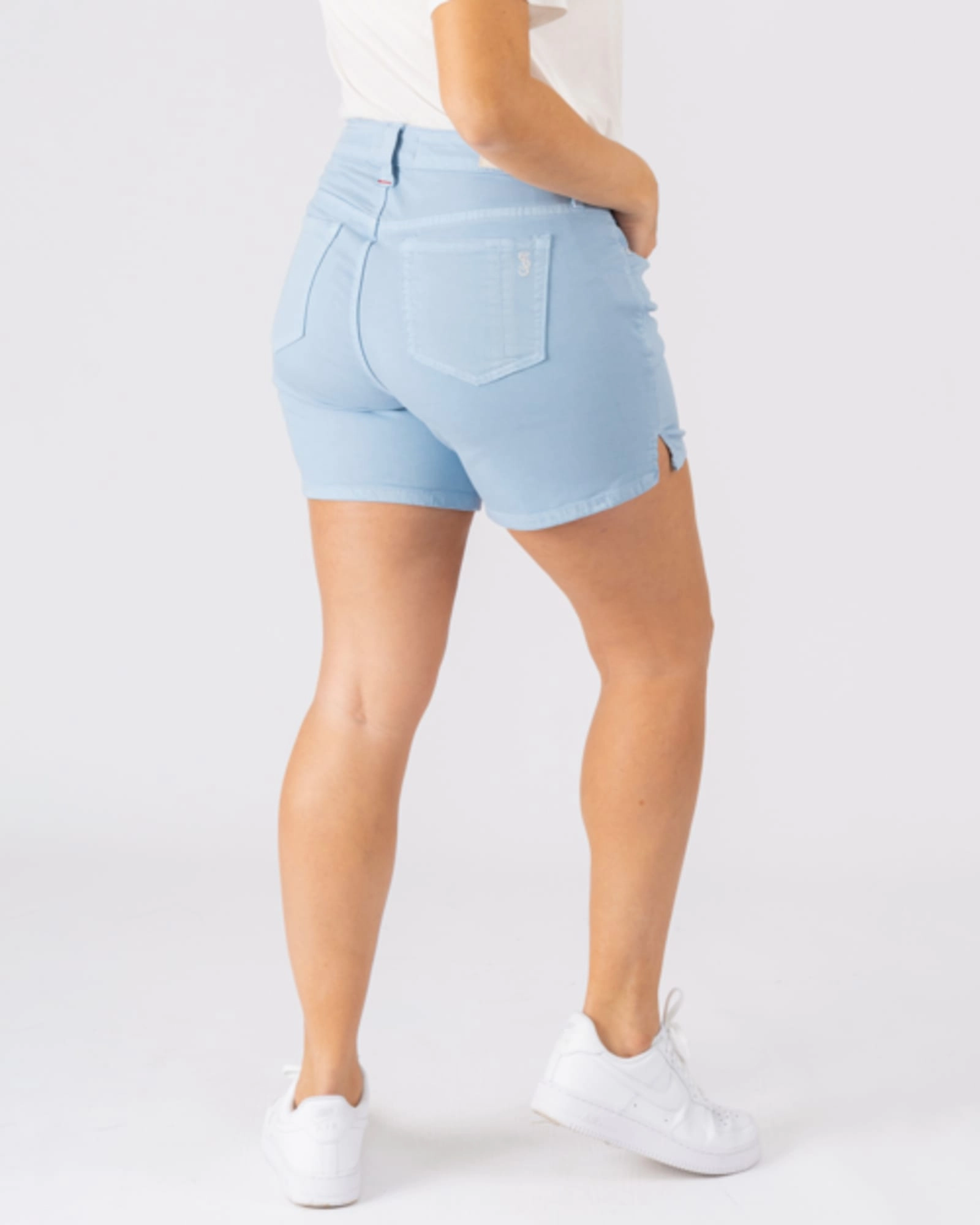 Comfy Waist Baylee Side Vent Shorts | CERULEAN