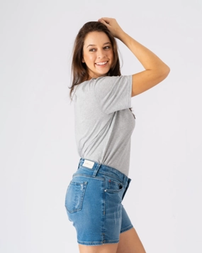 Simple Attire Relaxed Fit Design Baylee Side Vent Shorts | GIA