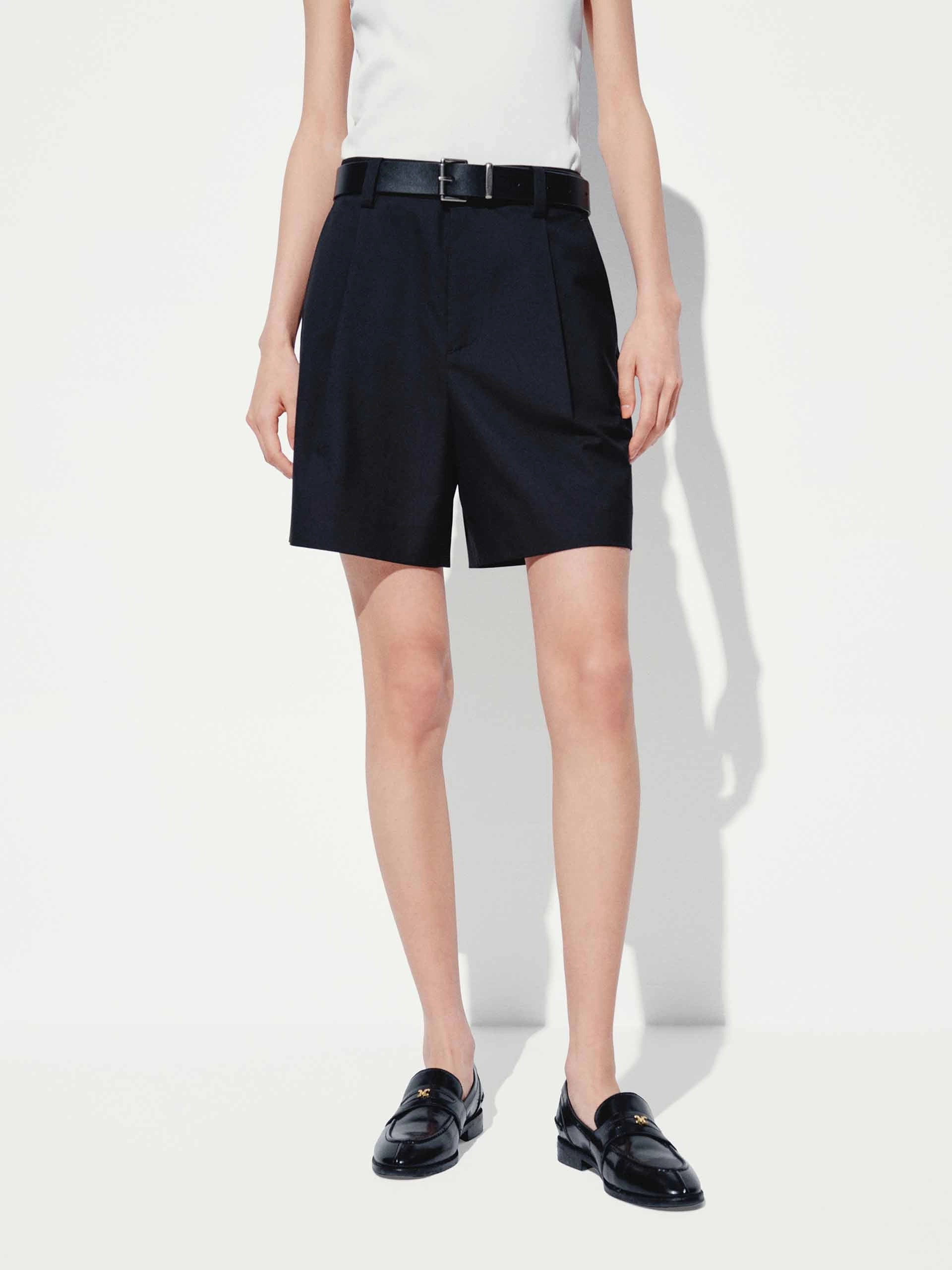 Straight Side Pocket Shorts Athletic Look