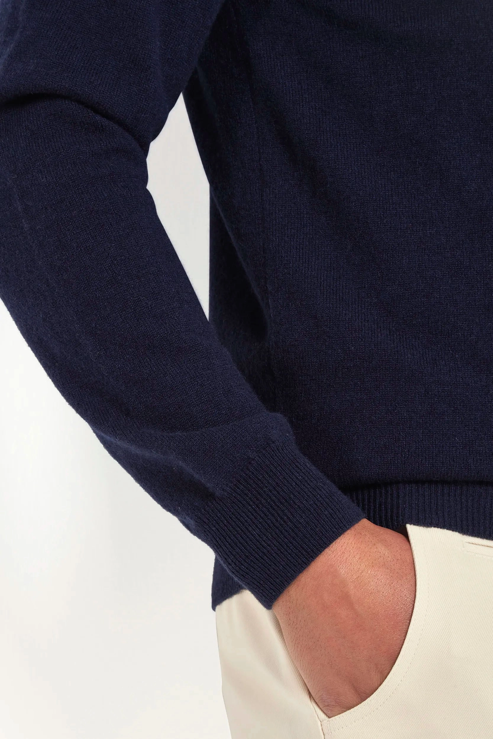 Garment Washed Blue cashmere round neck ?C Made in italy