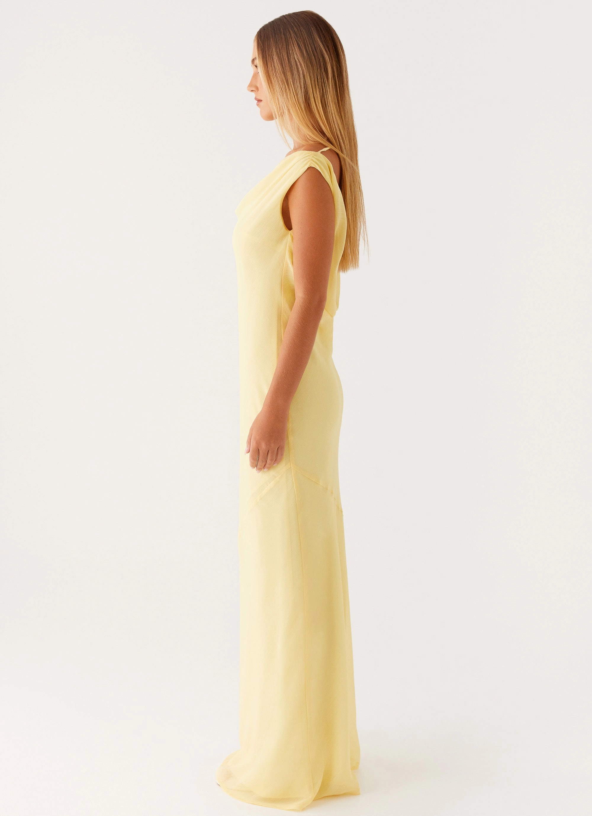 All Layer Balanced feel Brittany Chiffon Maxi Dress - Pastel Yellow
