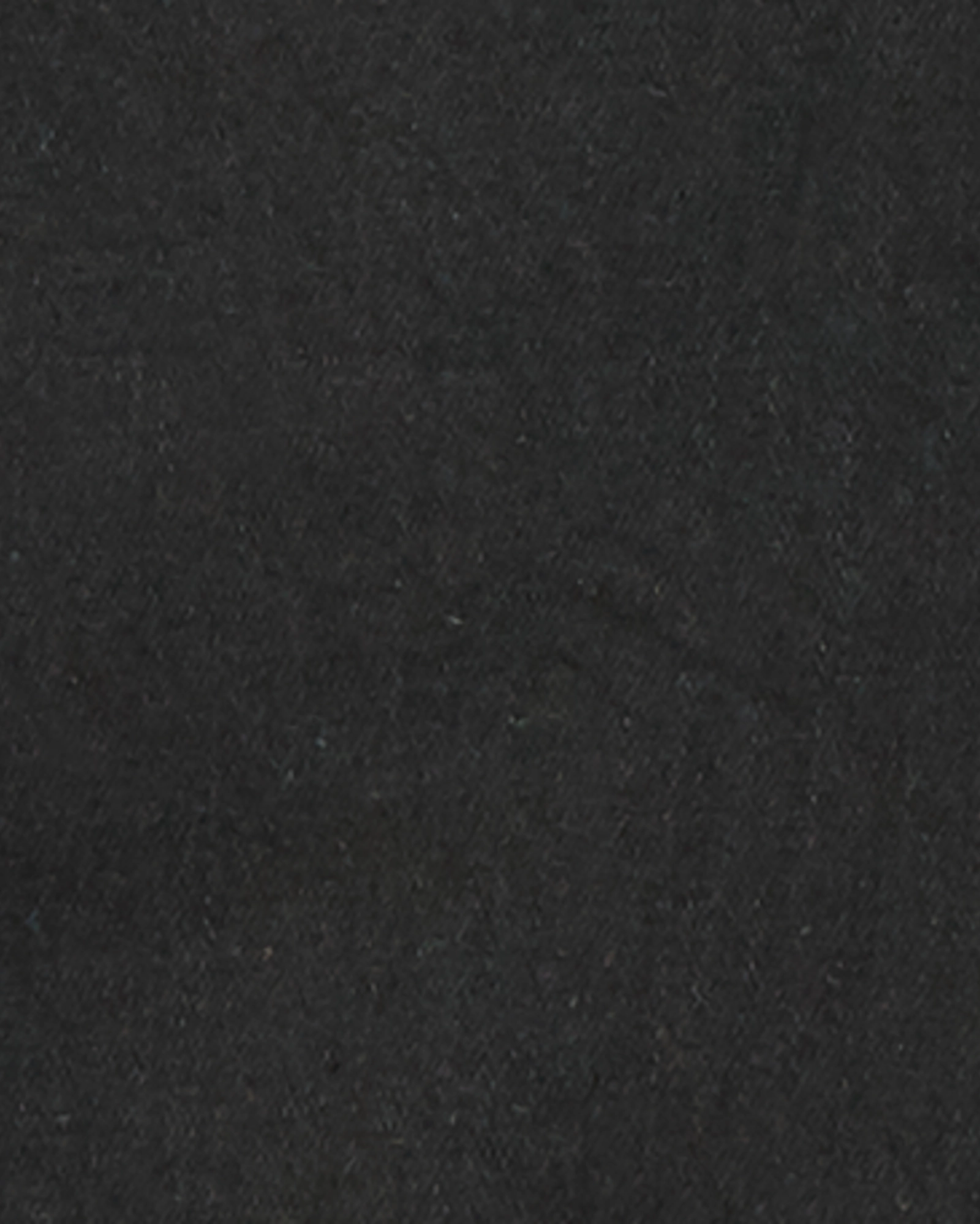 Bradford Cuffed Bermuda Short | Black Casual Classic Articulated Knee Shape