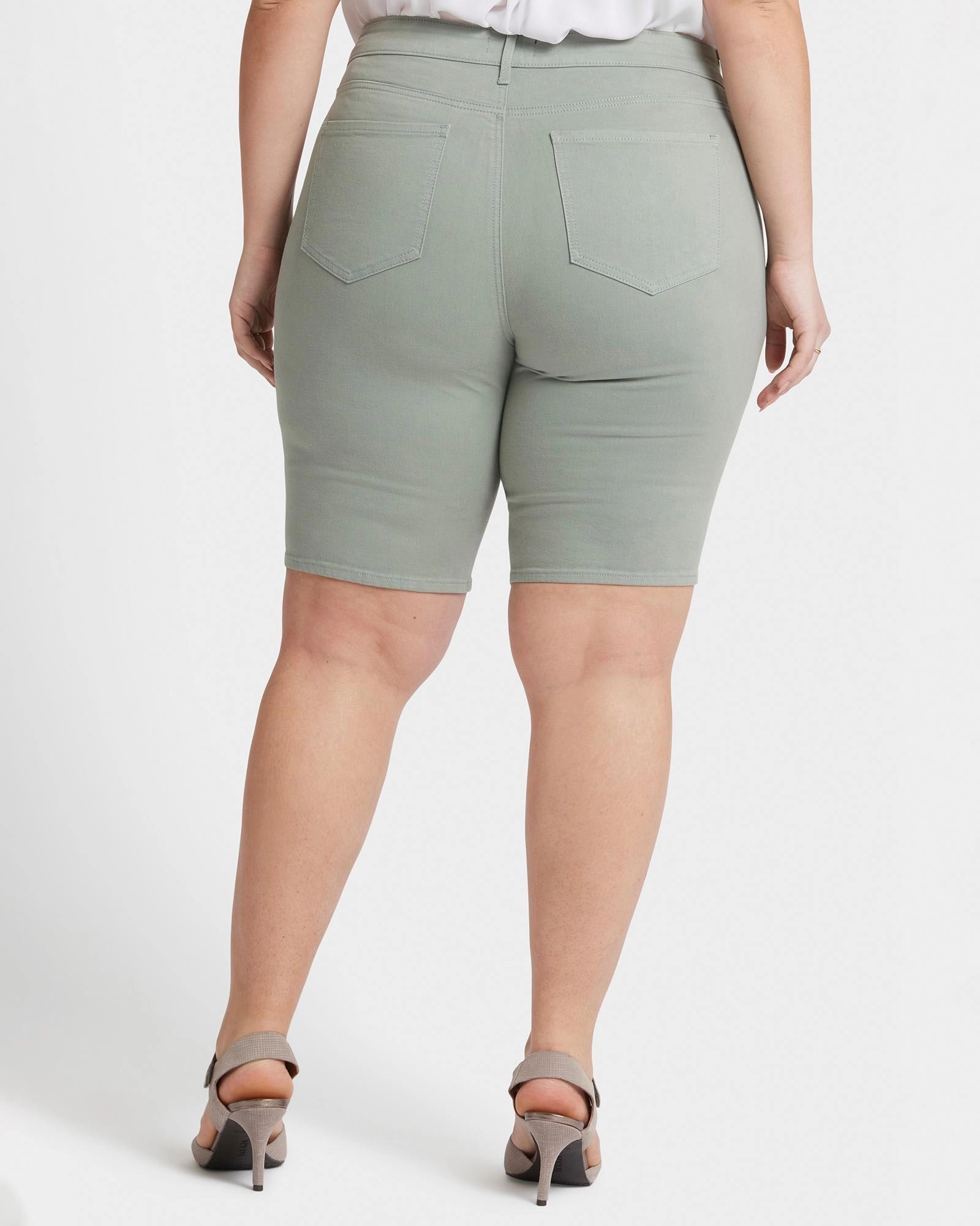 BRIELLA SHORT | Lily Pad Rainy Day Winter Warmth Autumn Days Always Fits Well