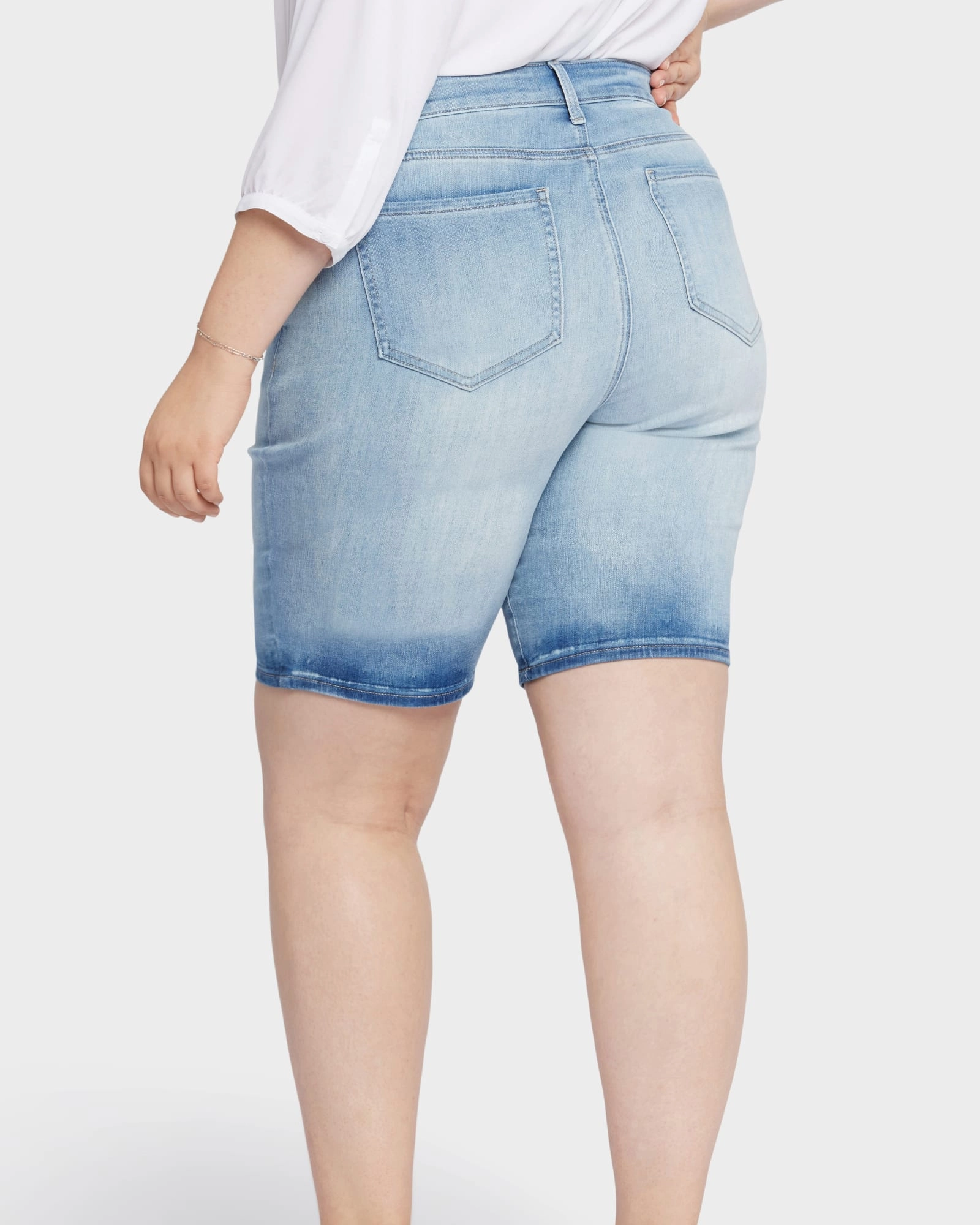 BRIELLA SHORT | new wave Daytime Look