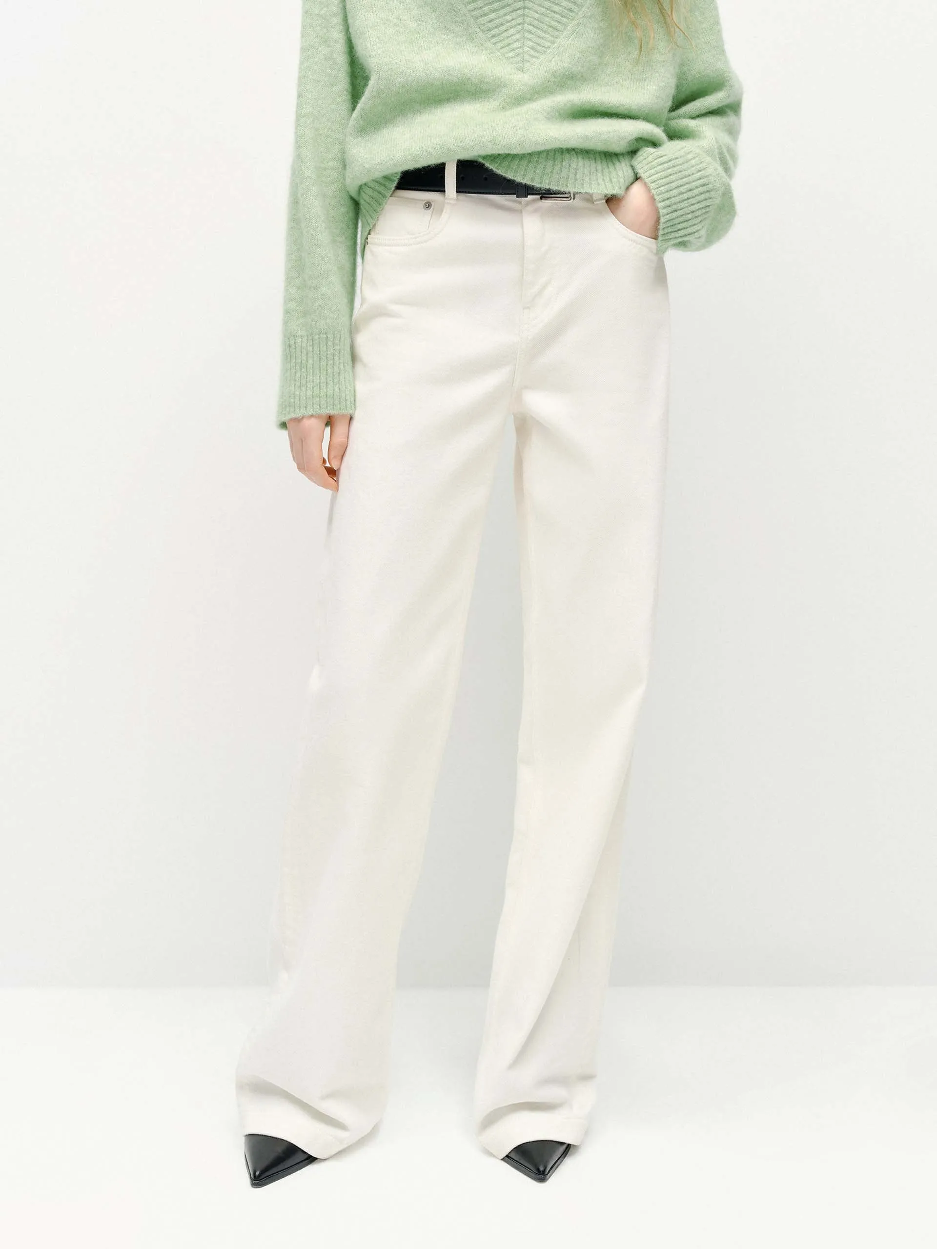 Relaxed White Straight Jeans Premium Denim