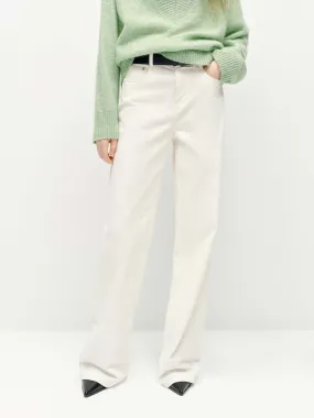 Slim Family Style Daily Wear No Bulk Seam Design Relaxed White Straight Jeans