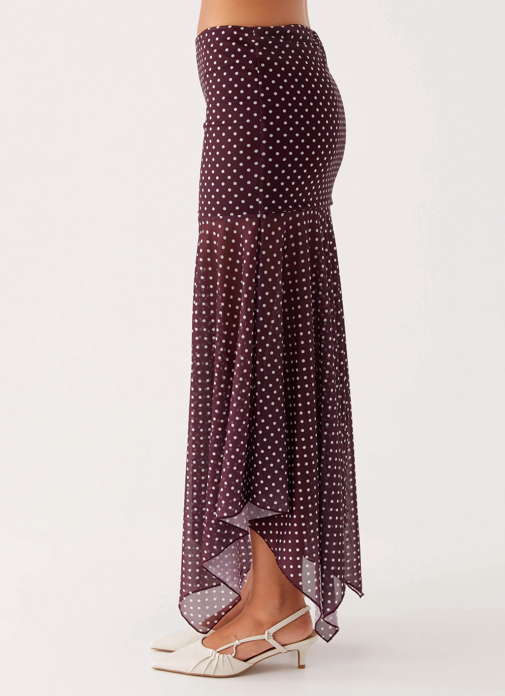 Buffy Maxi Skirt - Burgundy Simple Outfit