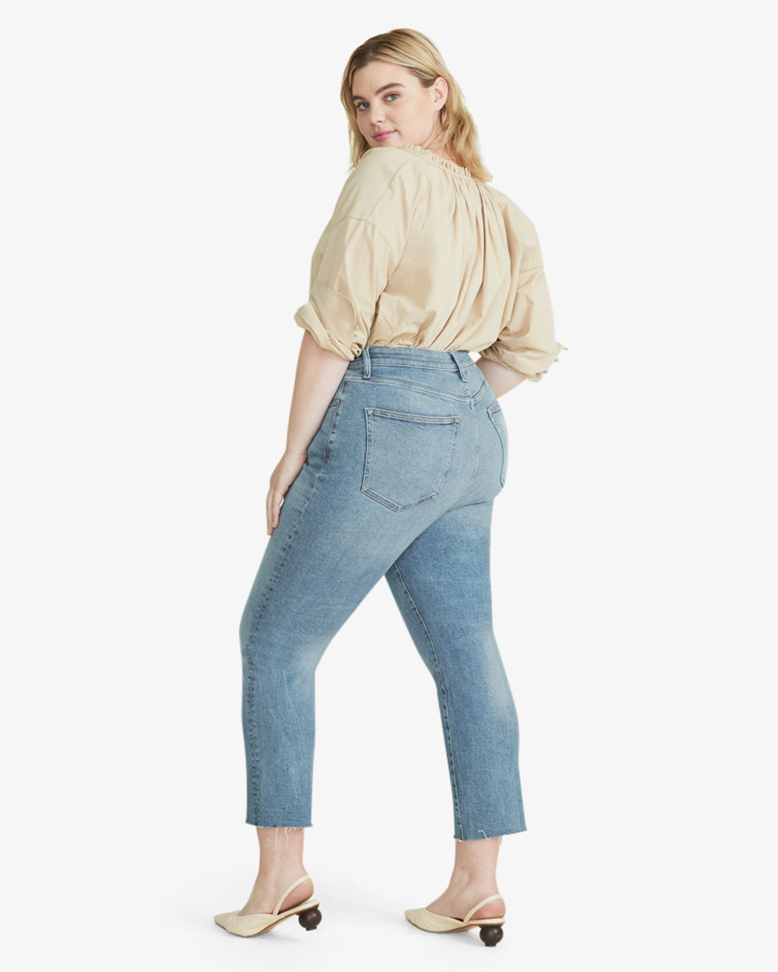 Canal High Rise Straight Jean | Light Wash Modern Comfort Party Look Modern Minimalist