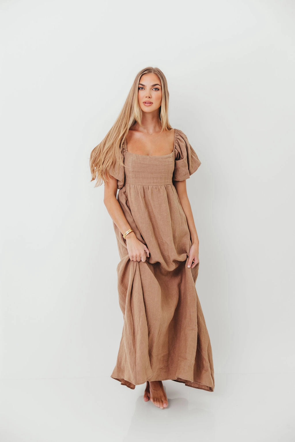 Candace Woven Linen Maxi Dress in Mocha - Bump Friendly Tiered Skirt NonIrritatingLining