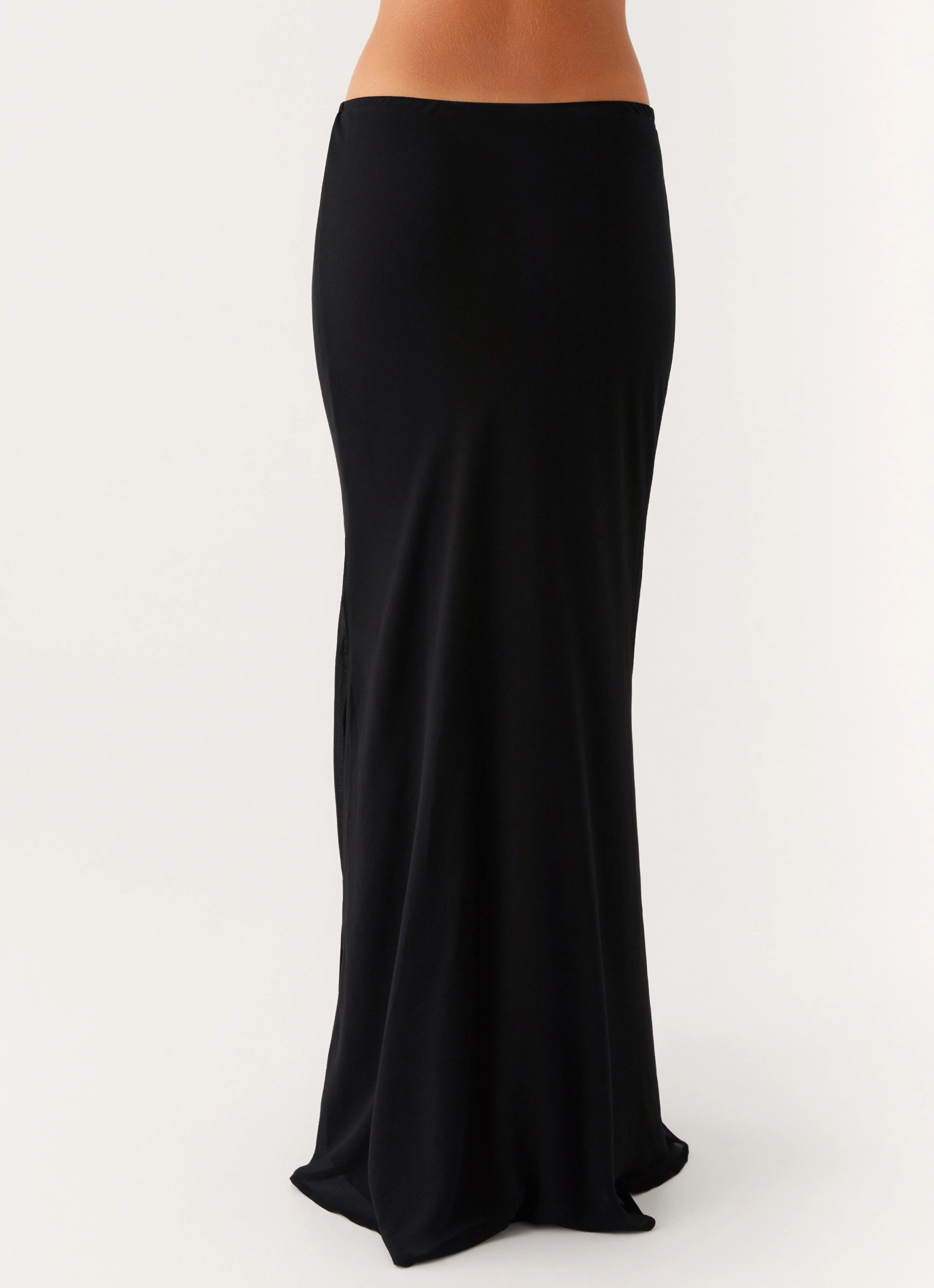 Flat Lay Collar Canyon Chiffon Maxi Skirt - Black