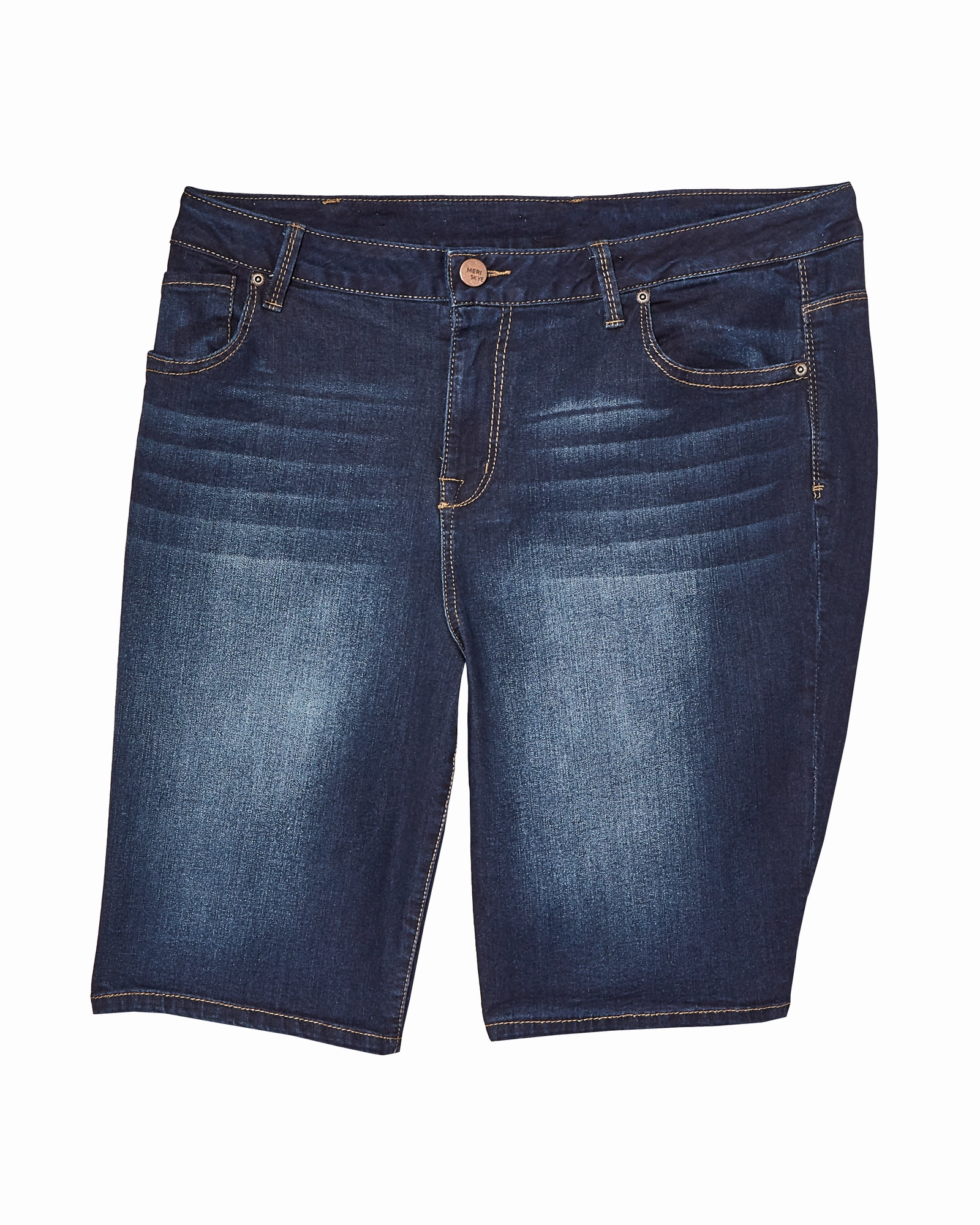 Cass Bermuda with Slit | Medium Wash Weekend Style Outdoor Adventure