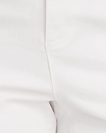 Total Comfort Party Look Sunny Vibes Couple Look Cassie Frayed Hem Ankle Jean | ULTRA WHITE