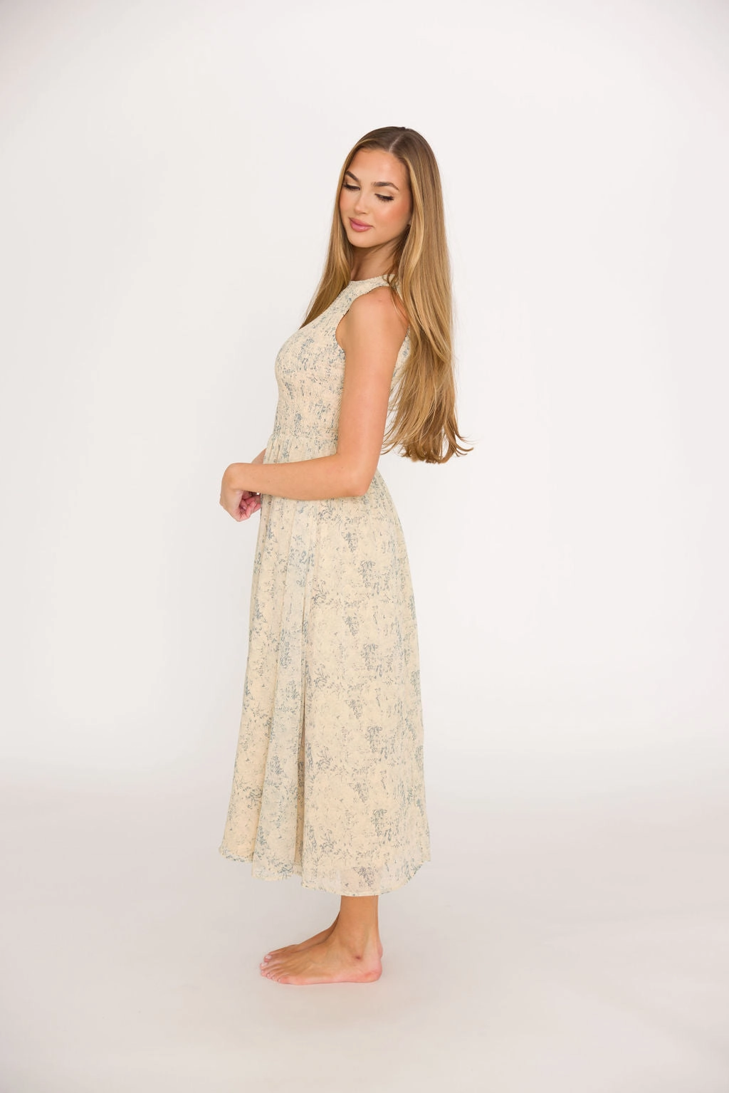 Alaina Floral Print Smocked Midi Dress in Blue Multi * Final-Sale * Classic Move