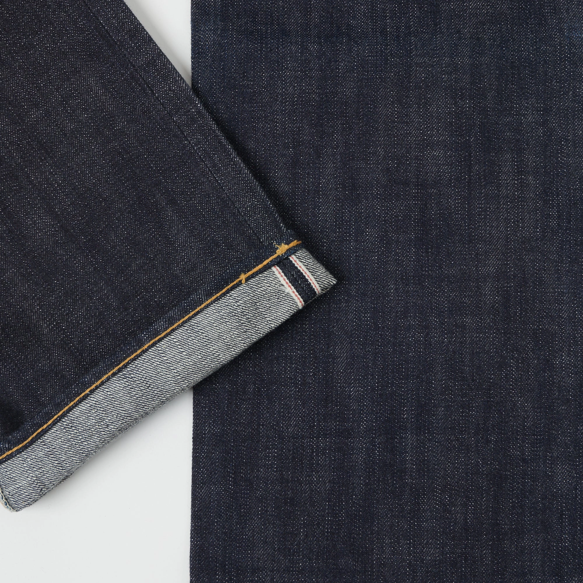 Chic Comfort Common Outfit Full Count 1101XX Special Edition 15.5oz Loose Straight Jean - Raw