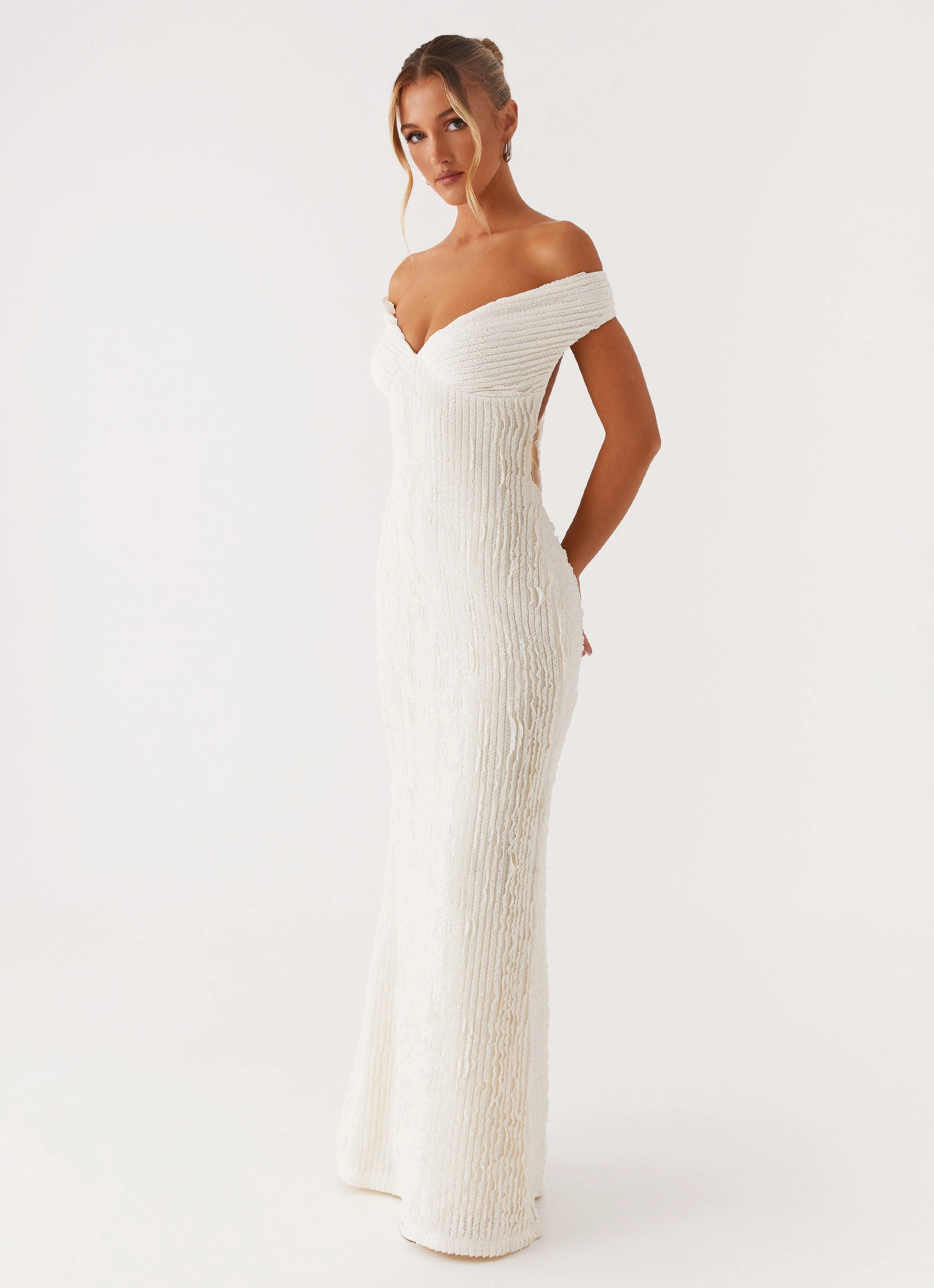 Office Glam Subtle Motion Chantelle Maxi Dress - Ivory