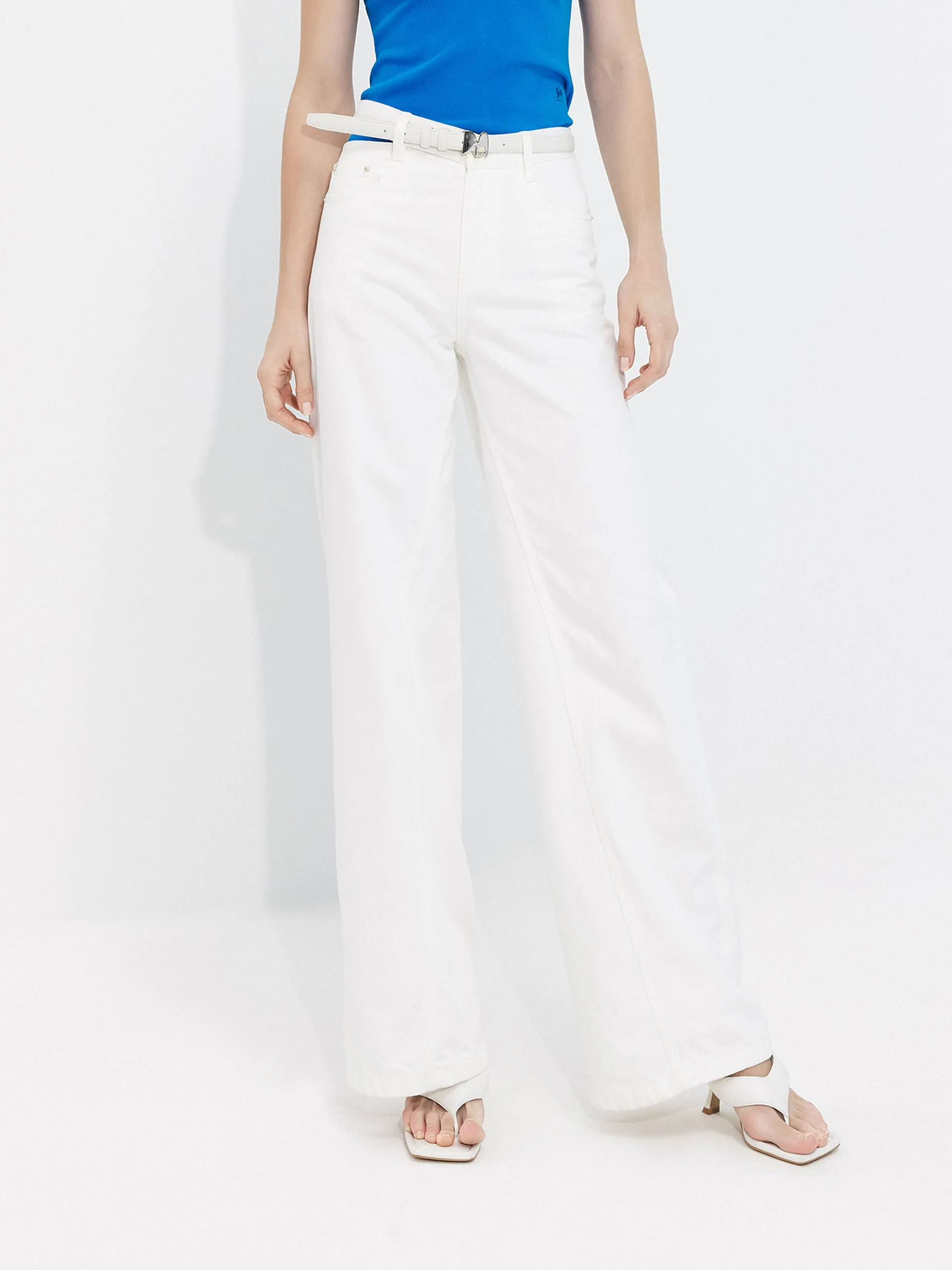 Outfit Staple Smart Wardrobe Deconstructed Jeans in Cotton