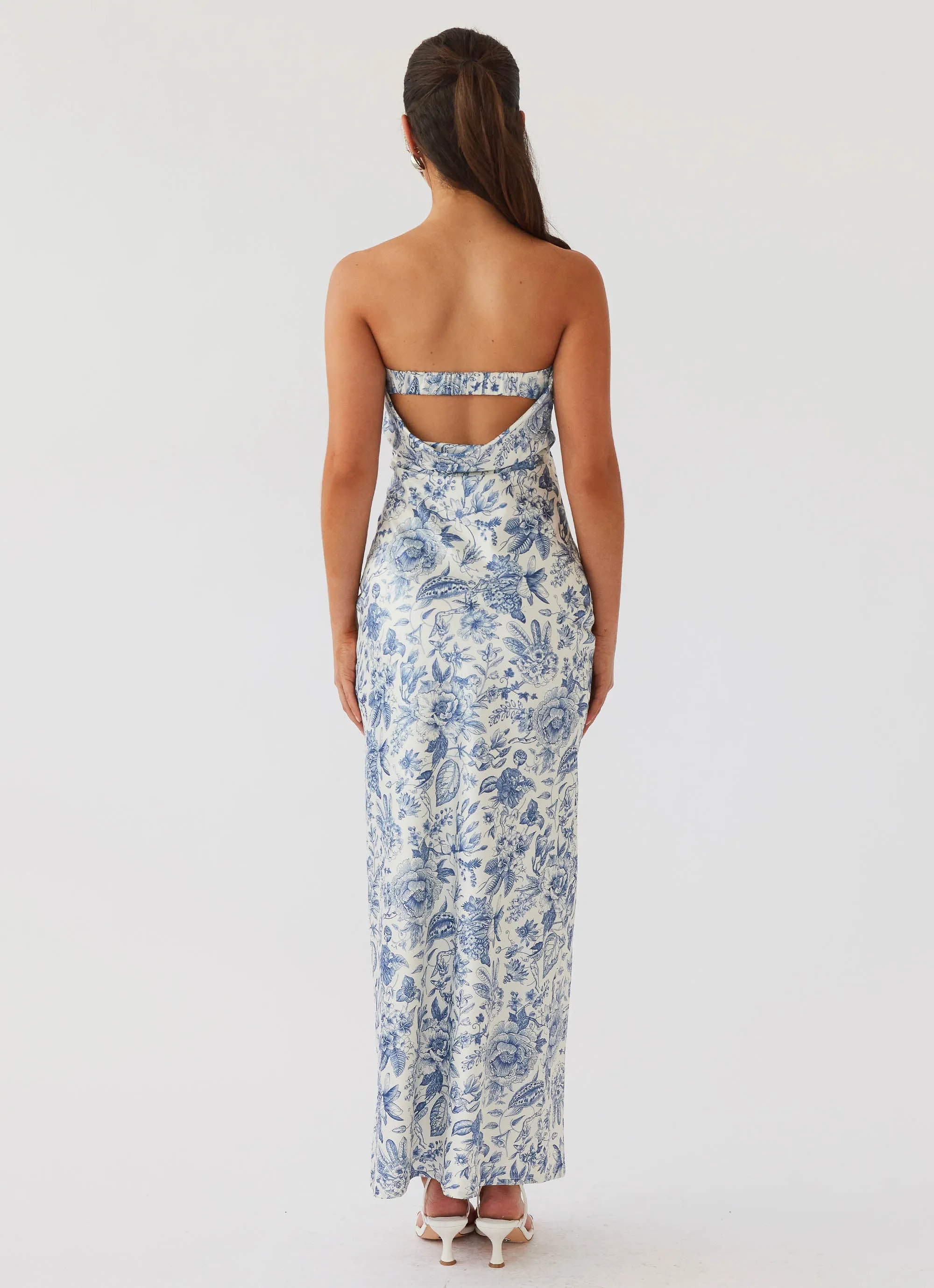 Summer Lover Maxi Dress - Blue Paisley Modern Finish Slit Detail