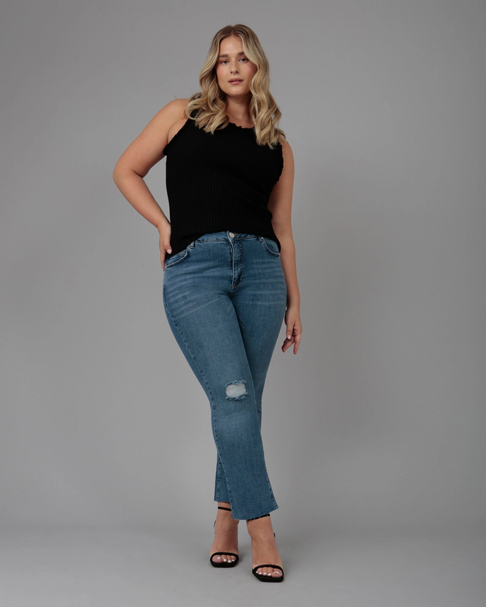 Soft Wash Treatment Women's BILLIE-DIS High Rise Bootcut Jeans | Dim Sky