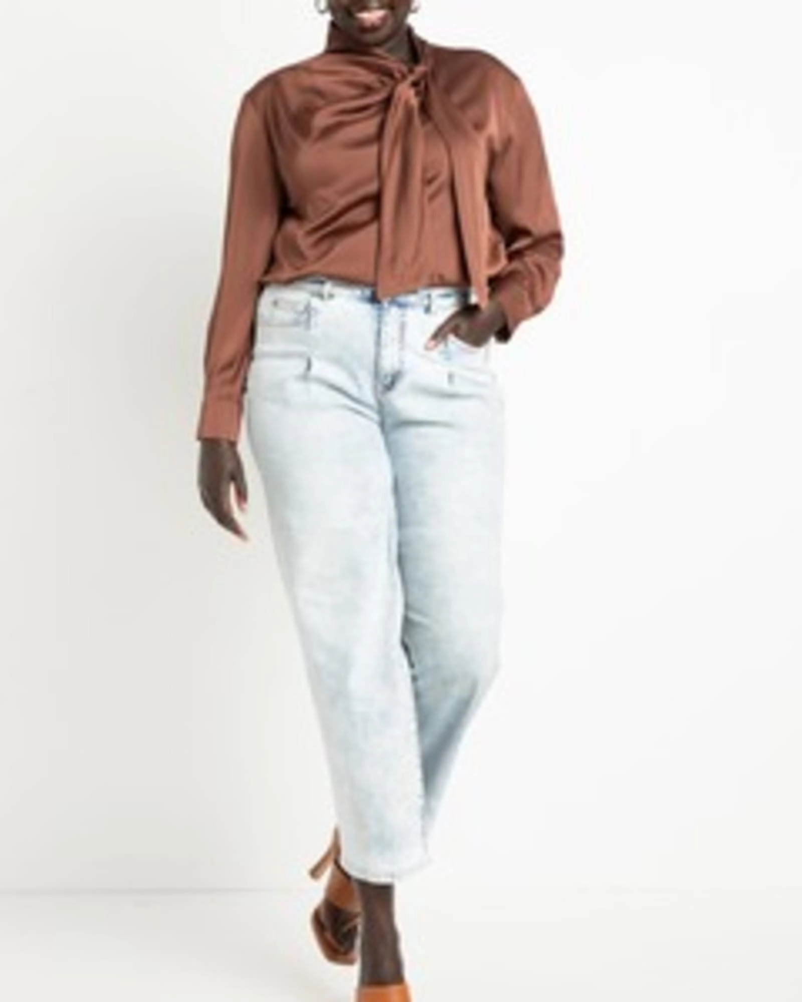 Audrey Pleated Straight Leg Jeans | Light Wash Always Stylish Go-To Basic