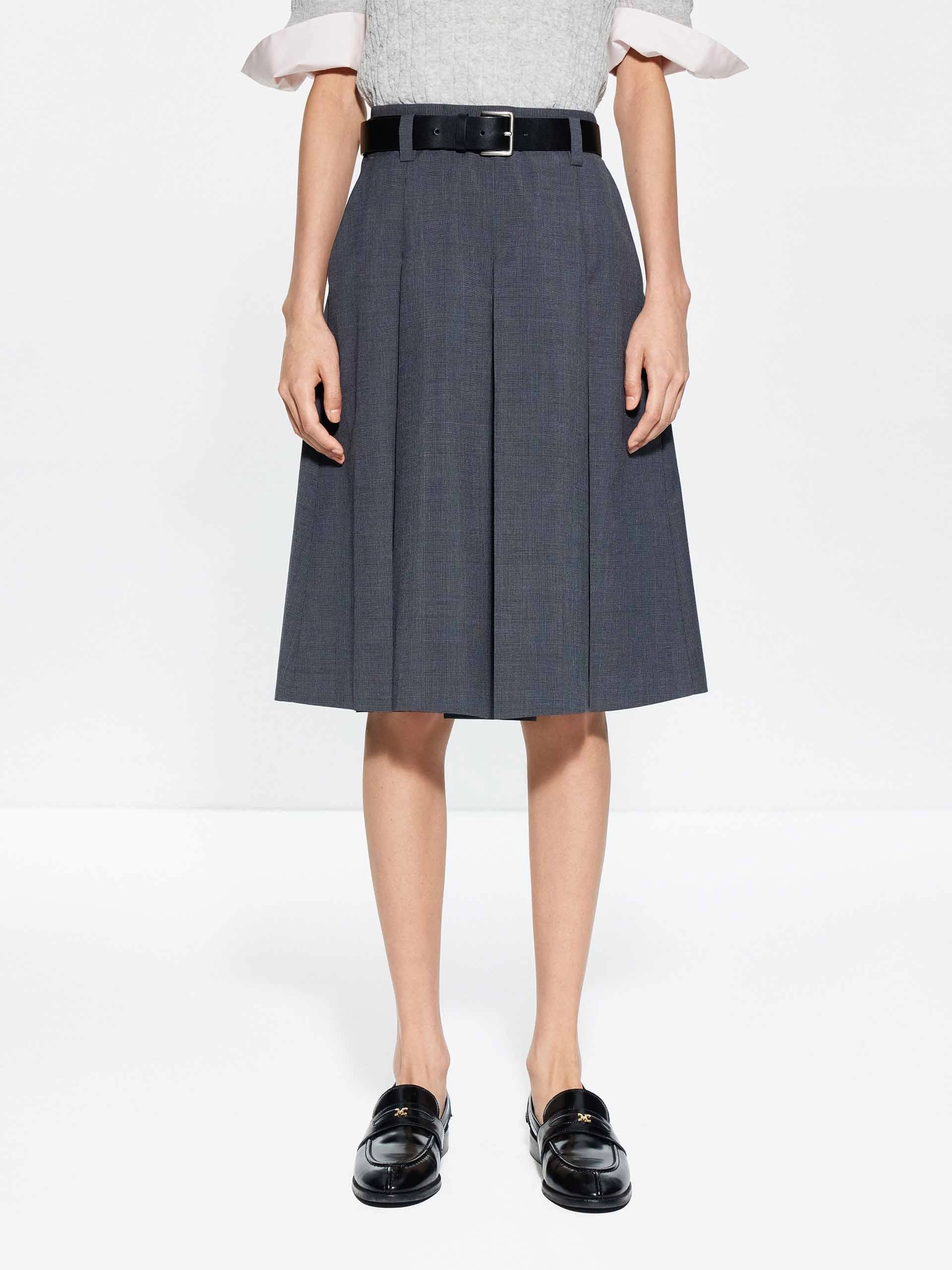 Side Pocket Pleated Culottes Playful Look