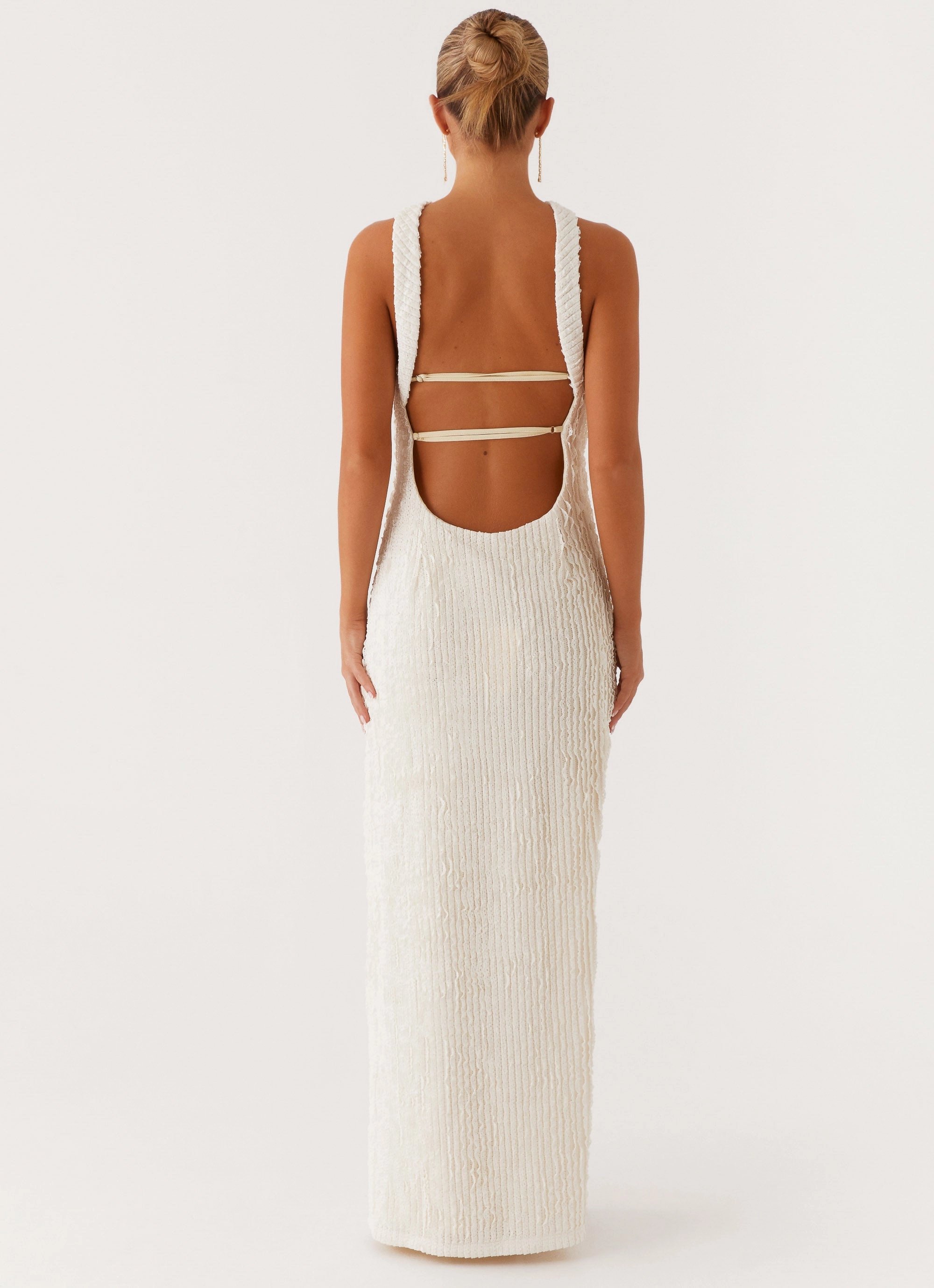 Outfit Core Sadie Maxi Dress - Ivory