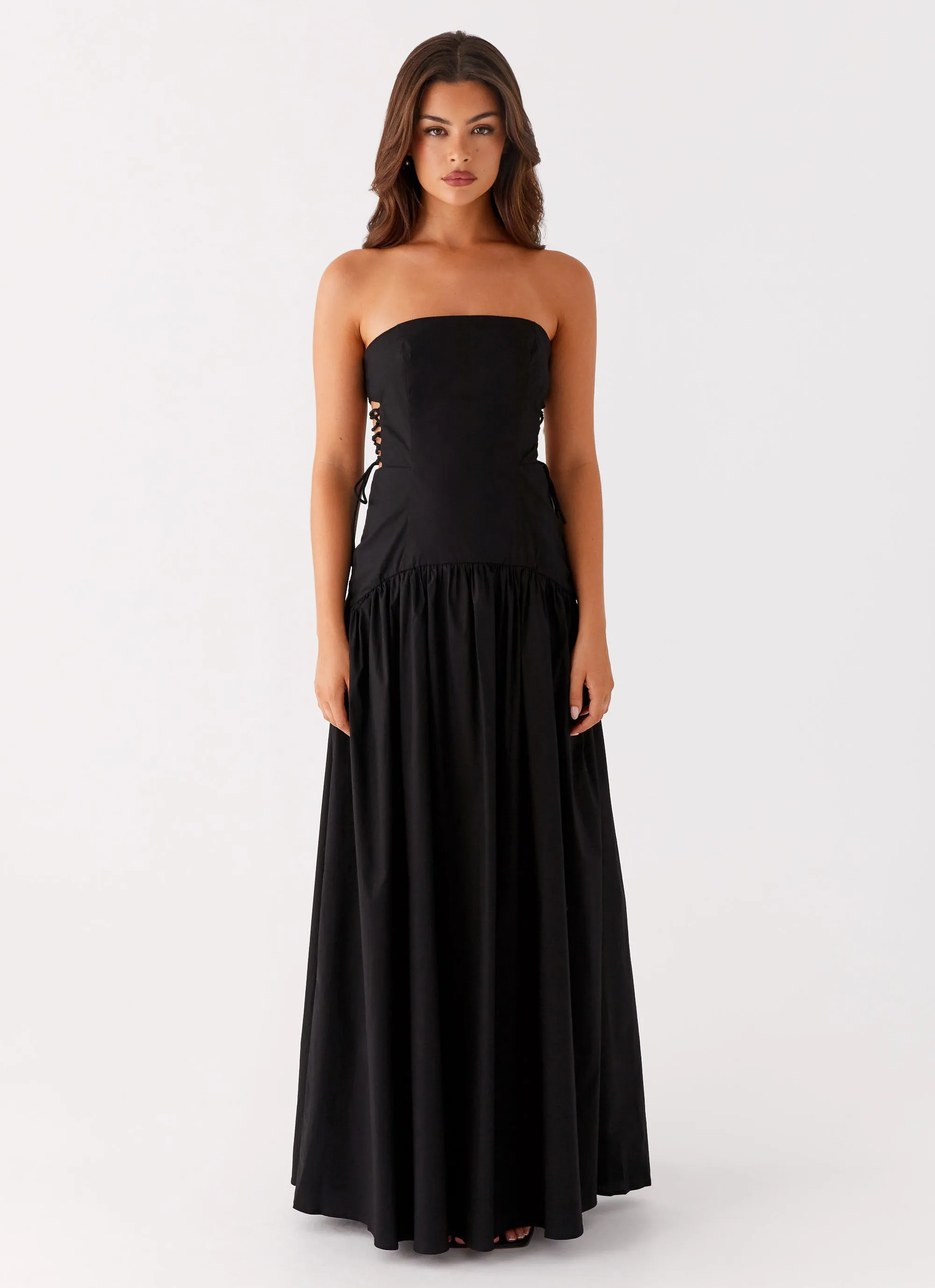 Smooth Outline Conagh Maxi Dress - Black