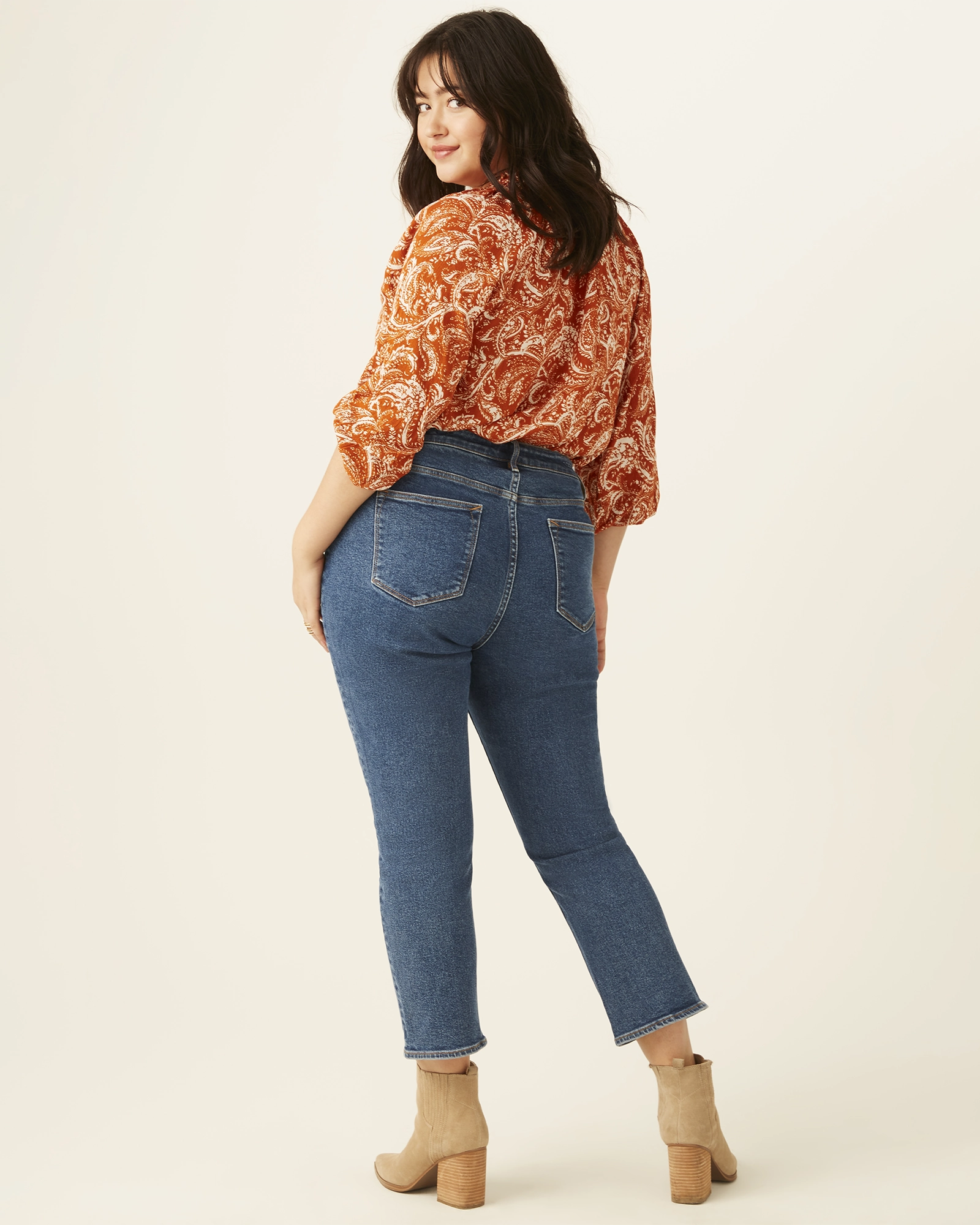 Stylish Fit Cordelia Slim Straight-Leg Jeans | Medium Wash