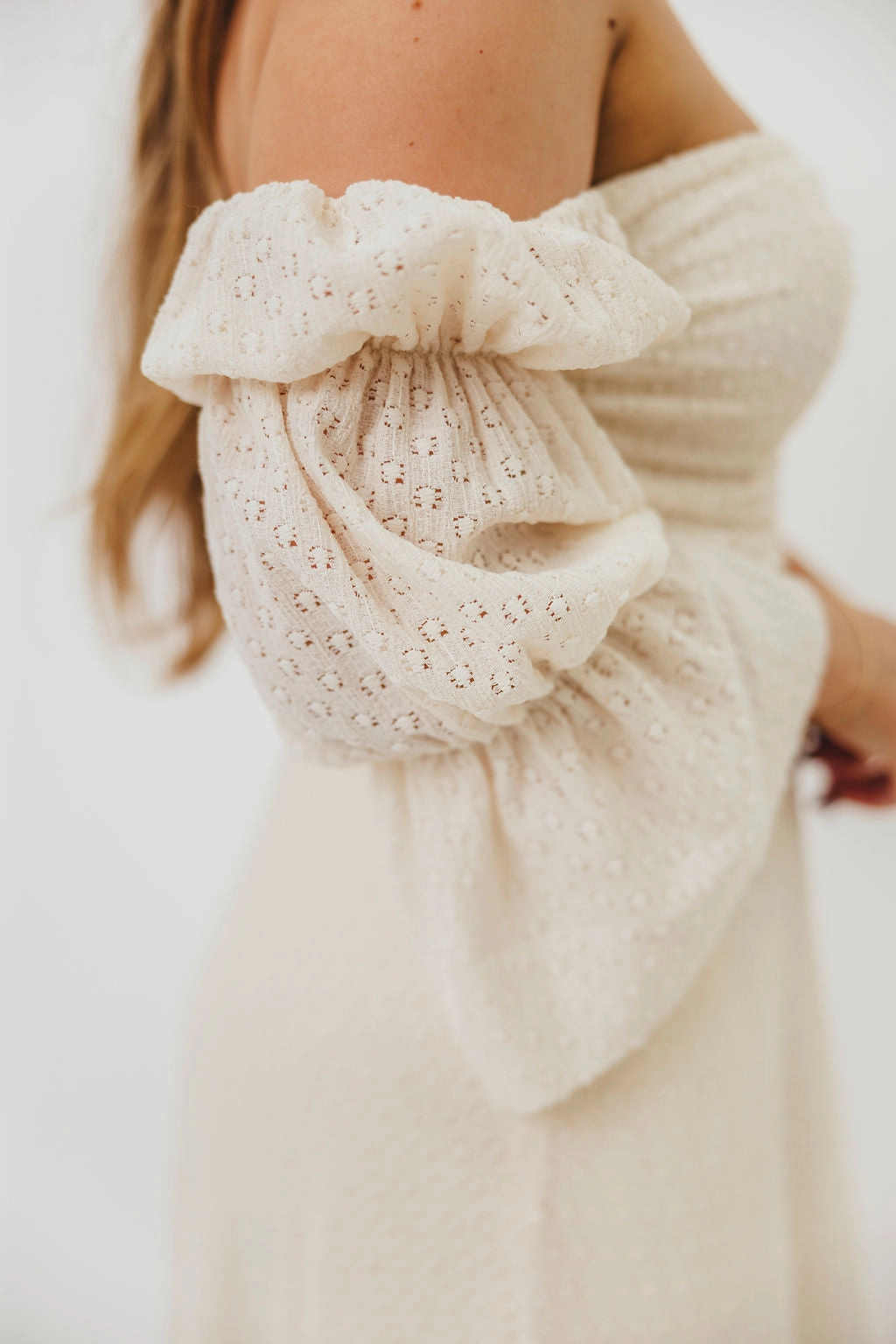 Corrine Tiered Sleeve Maxi Dress in Ivory Cream Glossy-Finish sophisticated appearance