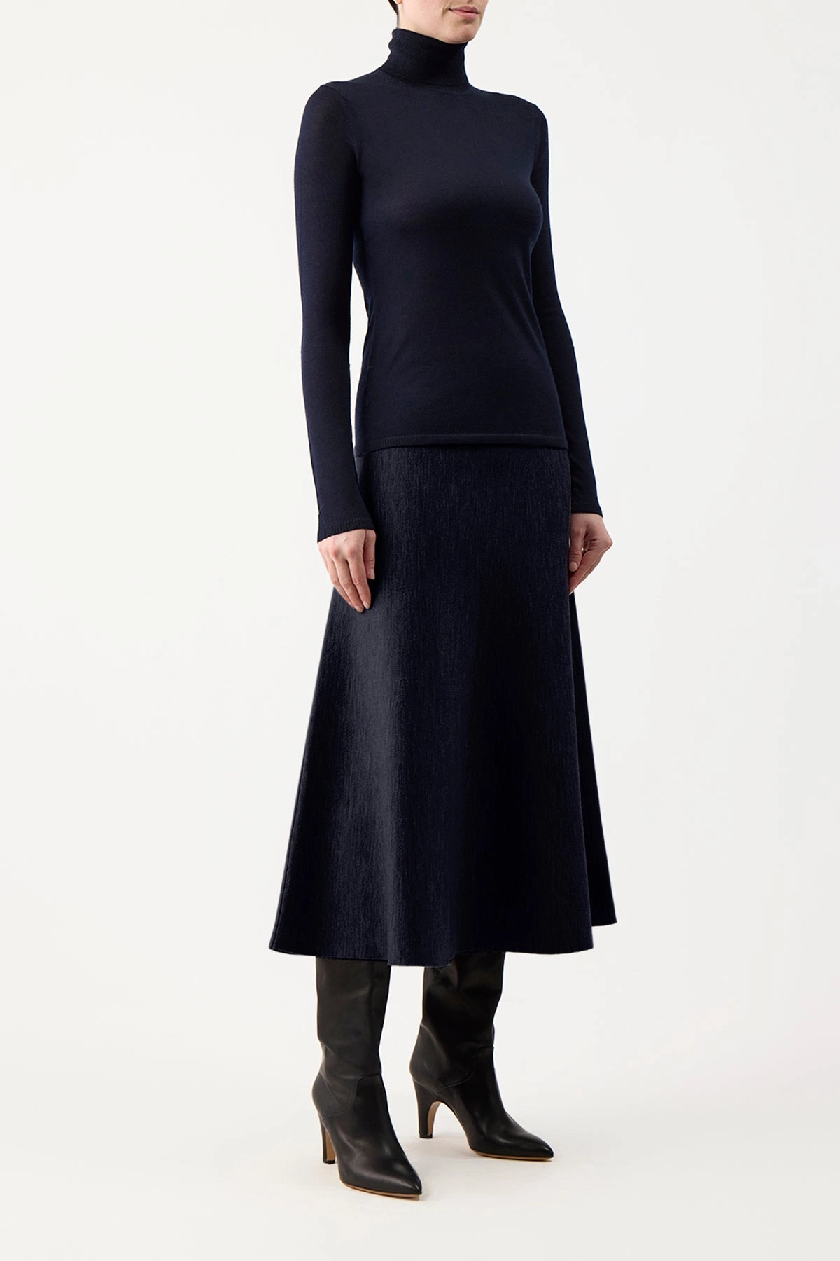 Costa Knit Turtleneck in Dark Navy Cashmere Silk Moisture Wicking Technology
