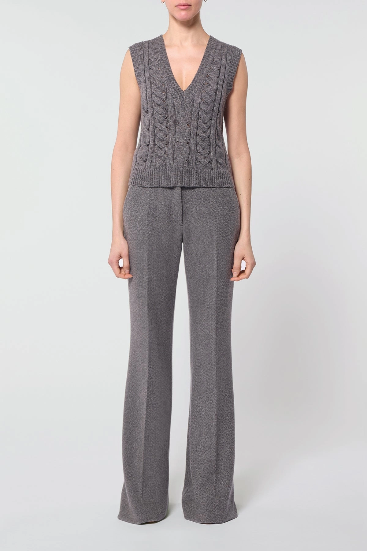 Winter Travel Home Outfit Selsey Knit Top in Dark Grey Multi Cashmere