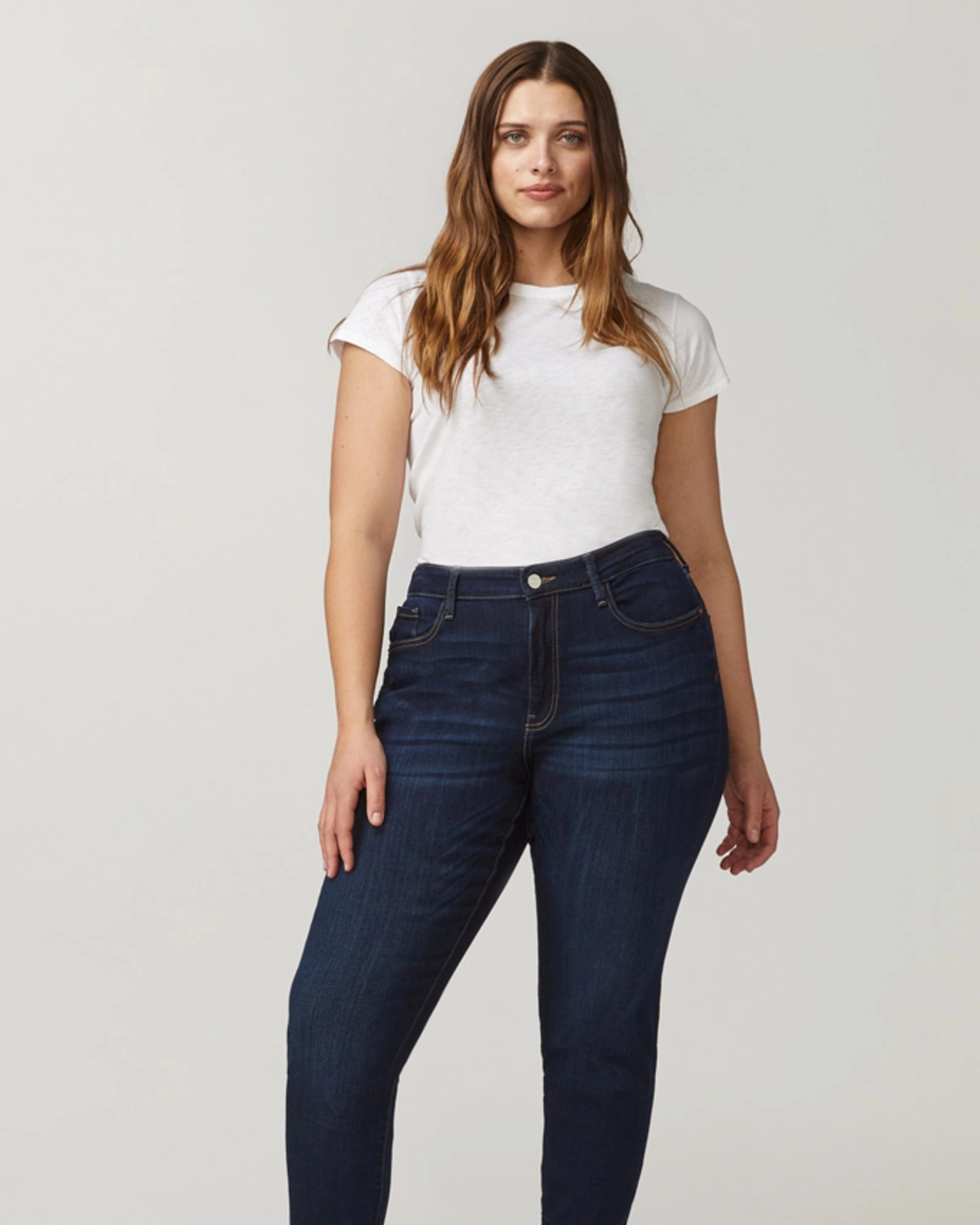 Go Anywhere Look Basic Layers Jennifer Skinny Jean | Dark Wash