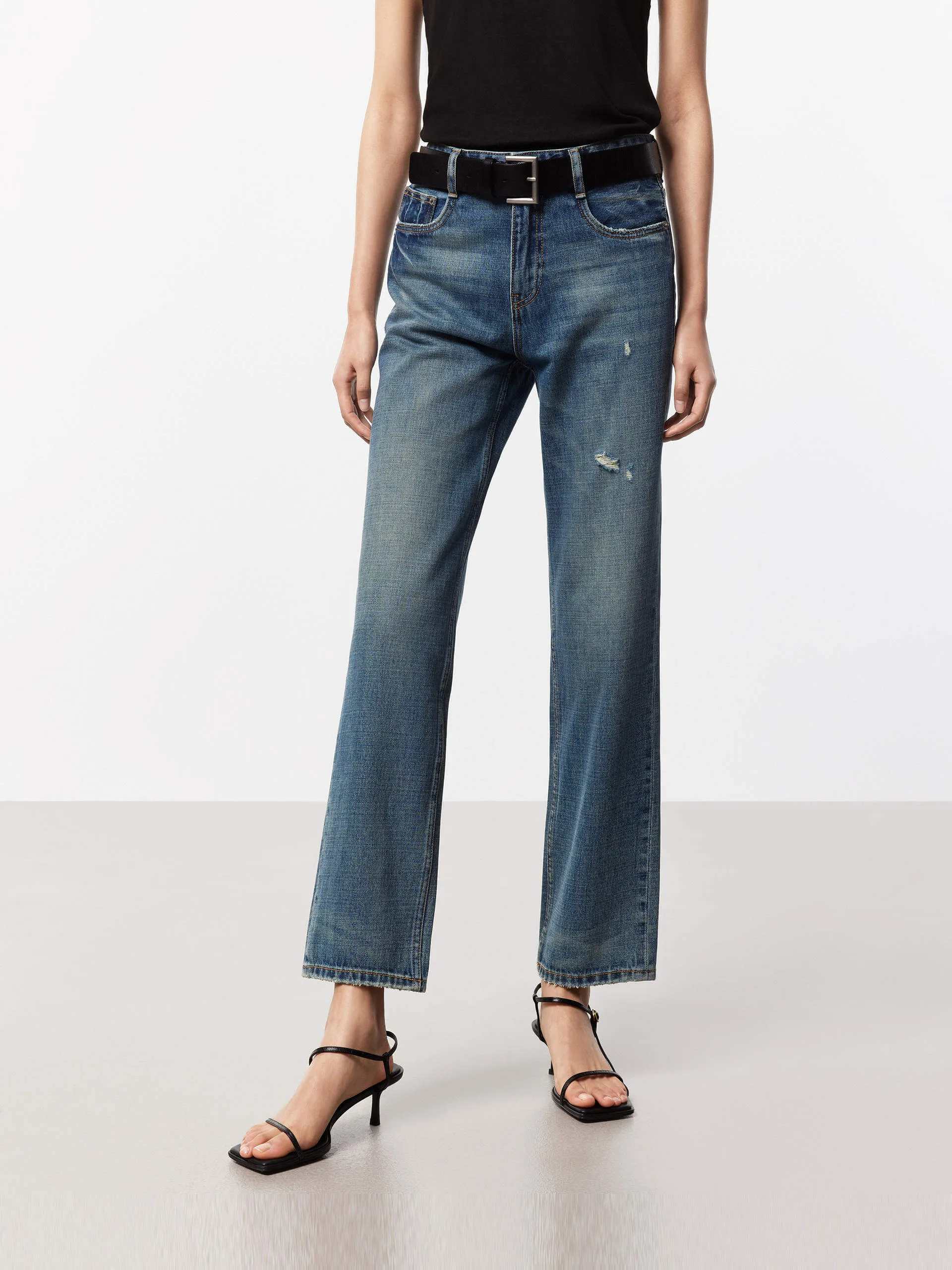 Softened Lining Relaxed Style Smart Casual Minimalist Style Ankle Ripped Detail Jeans