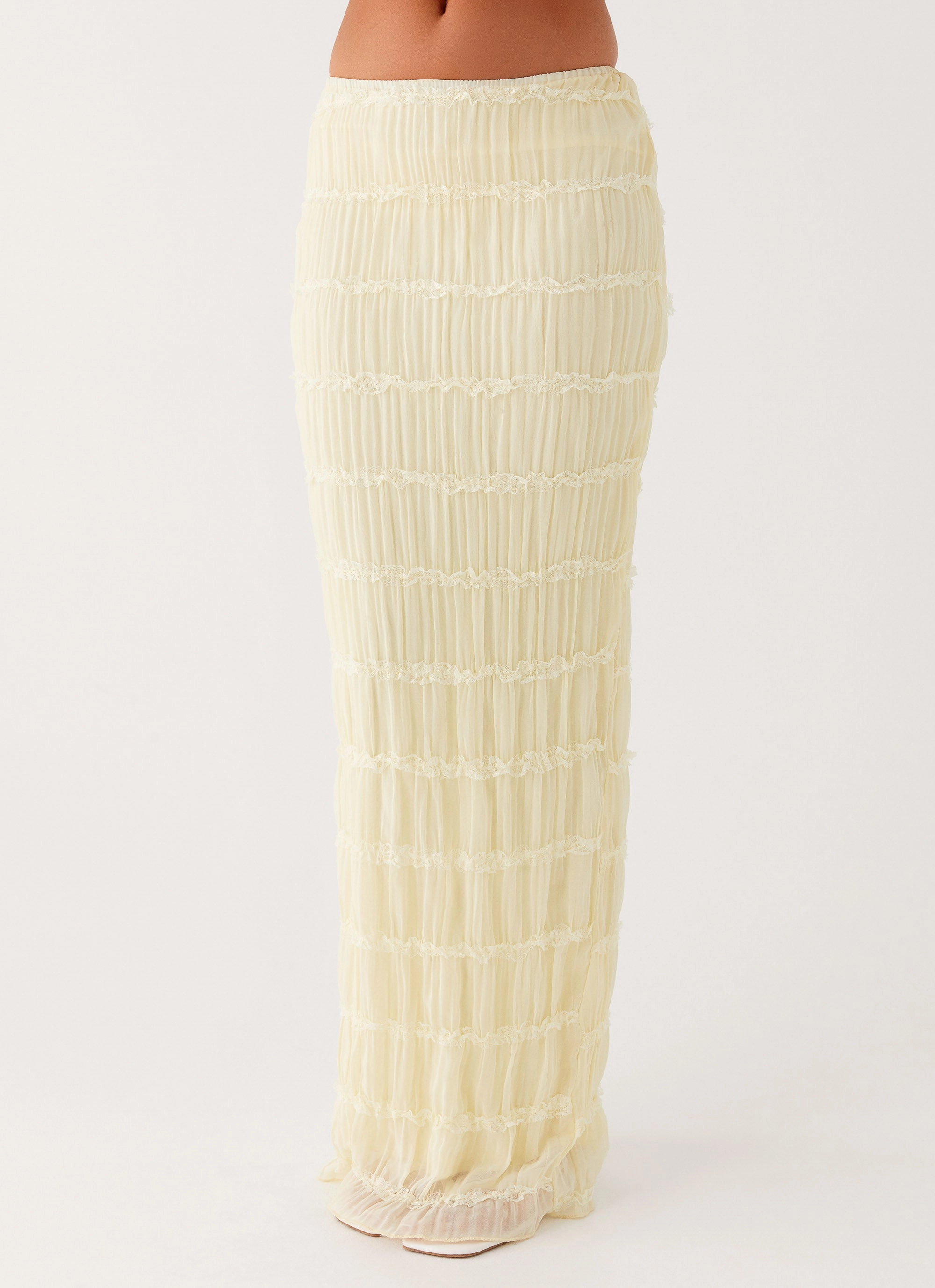 Daydreaming Low Rise Maxi Skirt - Yellow Refined Texture garden party