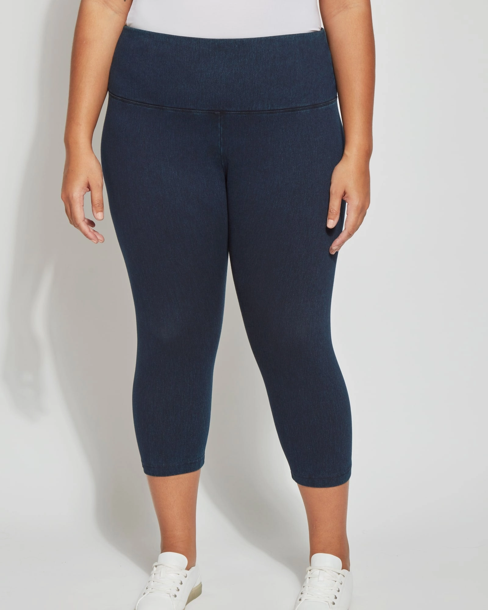 Weekend Getaway Trend Setter Denim Capri | Indigo