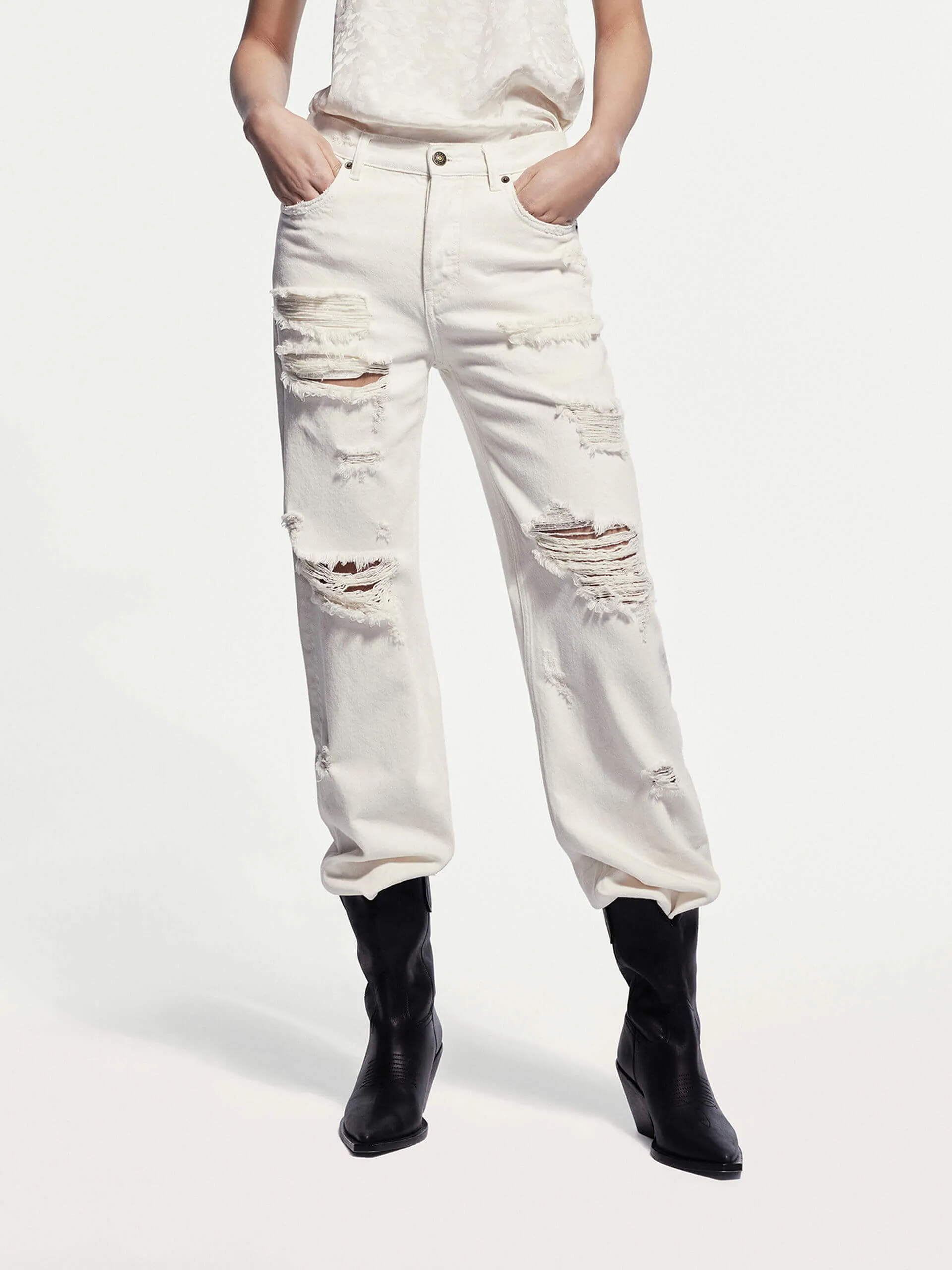 Destroyed Straight Leg Jeans Unisex Look
