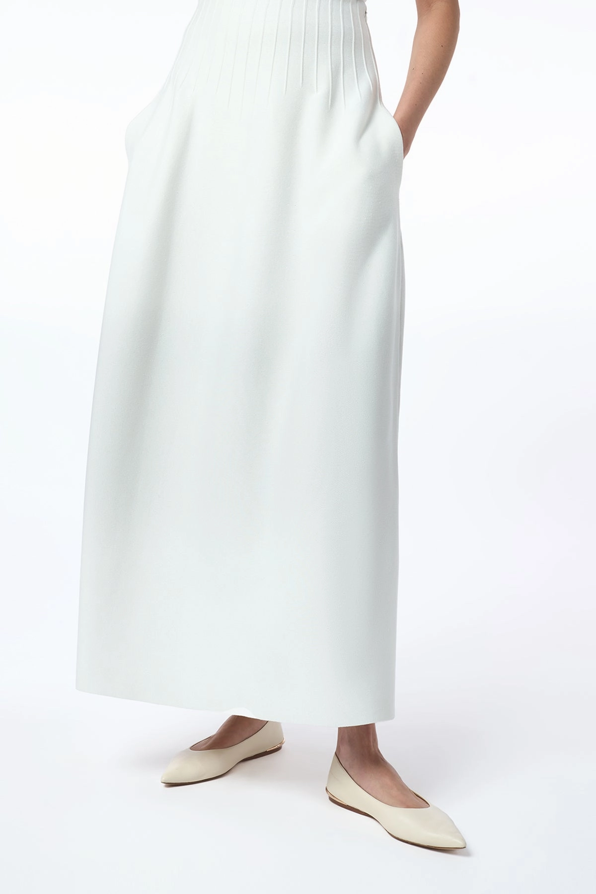 Annamaria Knit Maxi Skirt in Ivory Silk Cable Stitch Thermal Insulation Layer