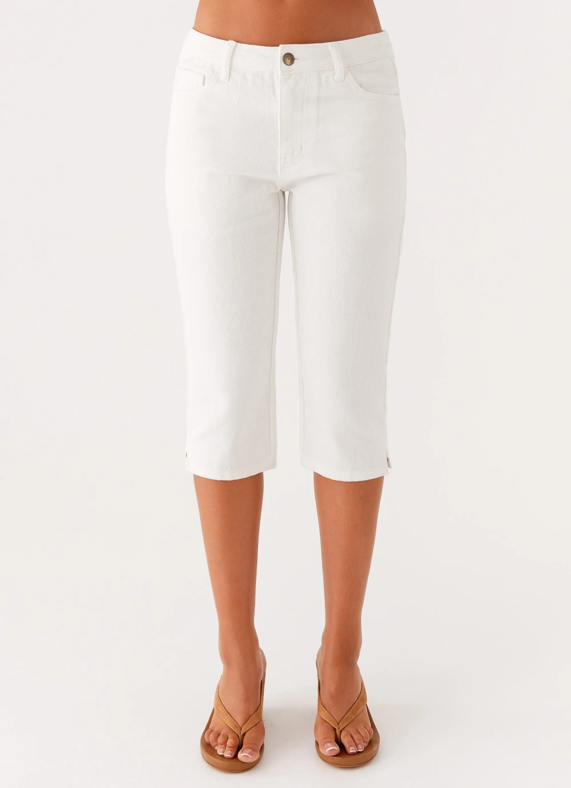 Casual Friday Elegant Casual Sharp Edge Rocco Denim Capri Pants - Off White