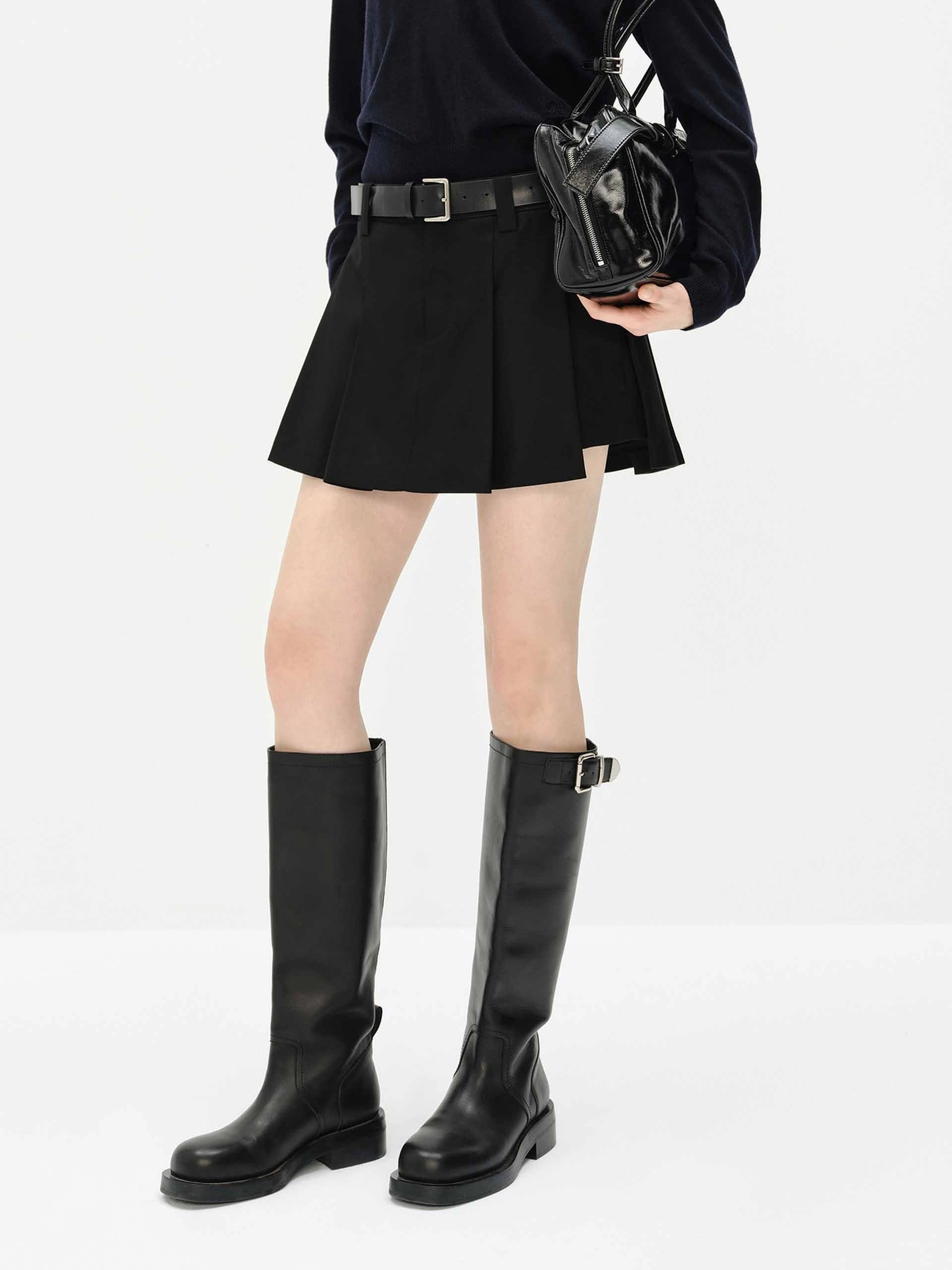 Reinforced Gusset Simple Comfort Mini Length Pleated Skort