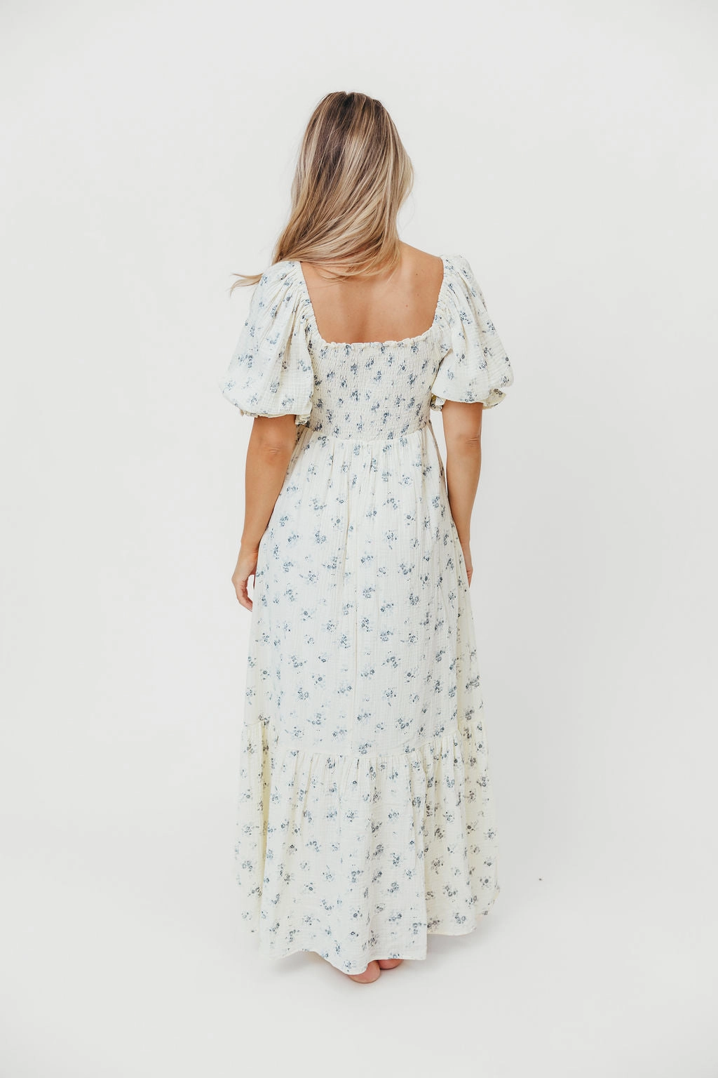 Classic-style Livvy 100% Cotton Maxi Dress in Dusty Blue Floral - Bump Friendly & Inclusive Sizing