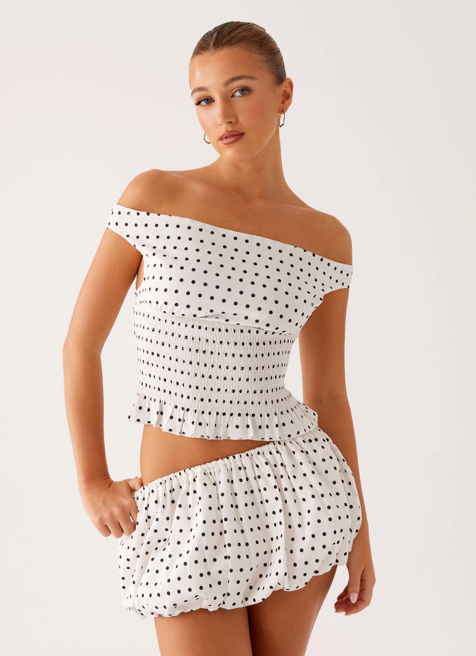 Windproof Barrier Layer Water resistant coating Heather Off Shoulder Top - White Black Polka Dot